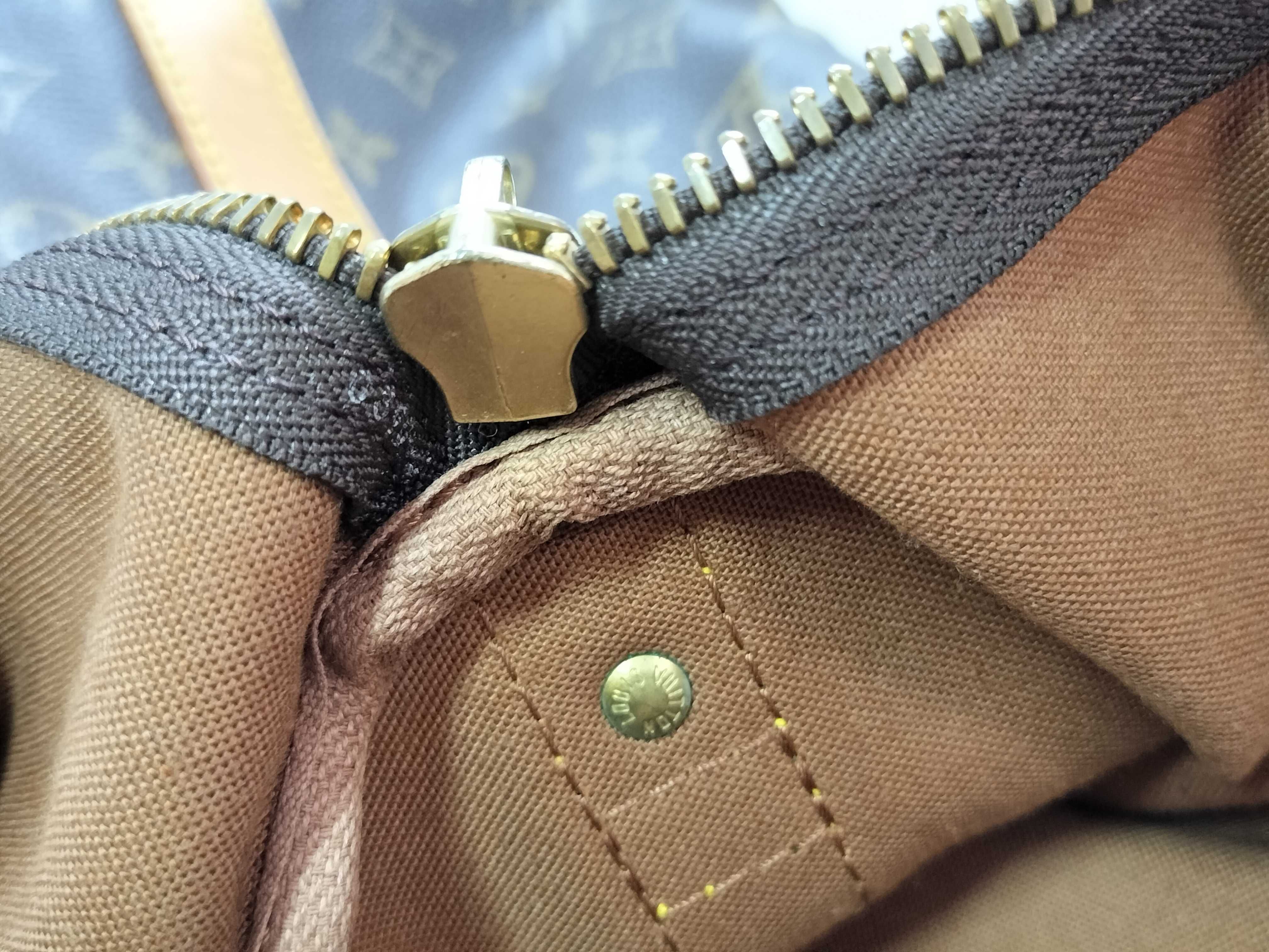 Monogram Vuitton Keepall Bandoulière 2-way Boston Bag — view 11