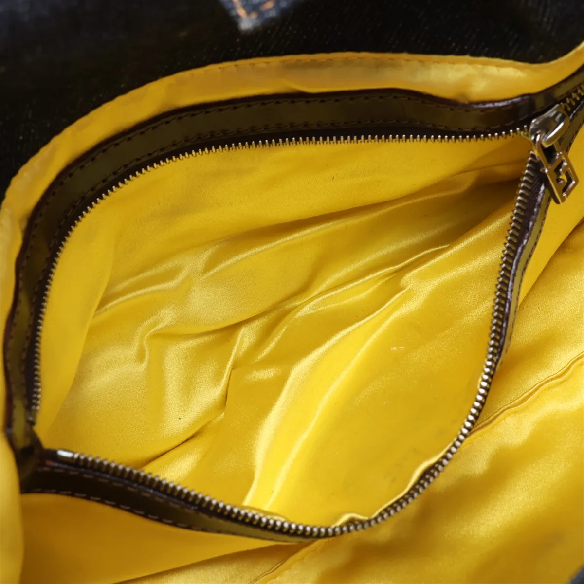 [Individually packaged] Fendi Mamma Bucket Denim x Beaded Shoulder Bag, Navy — view 8