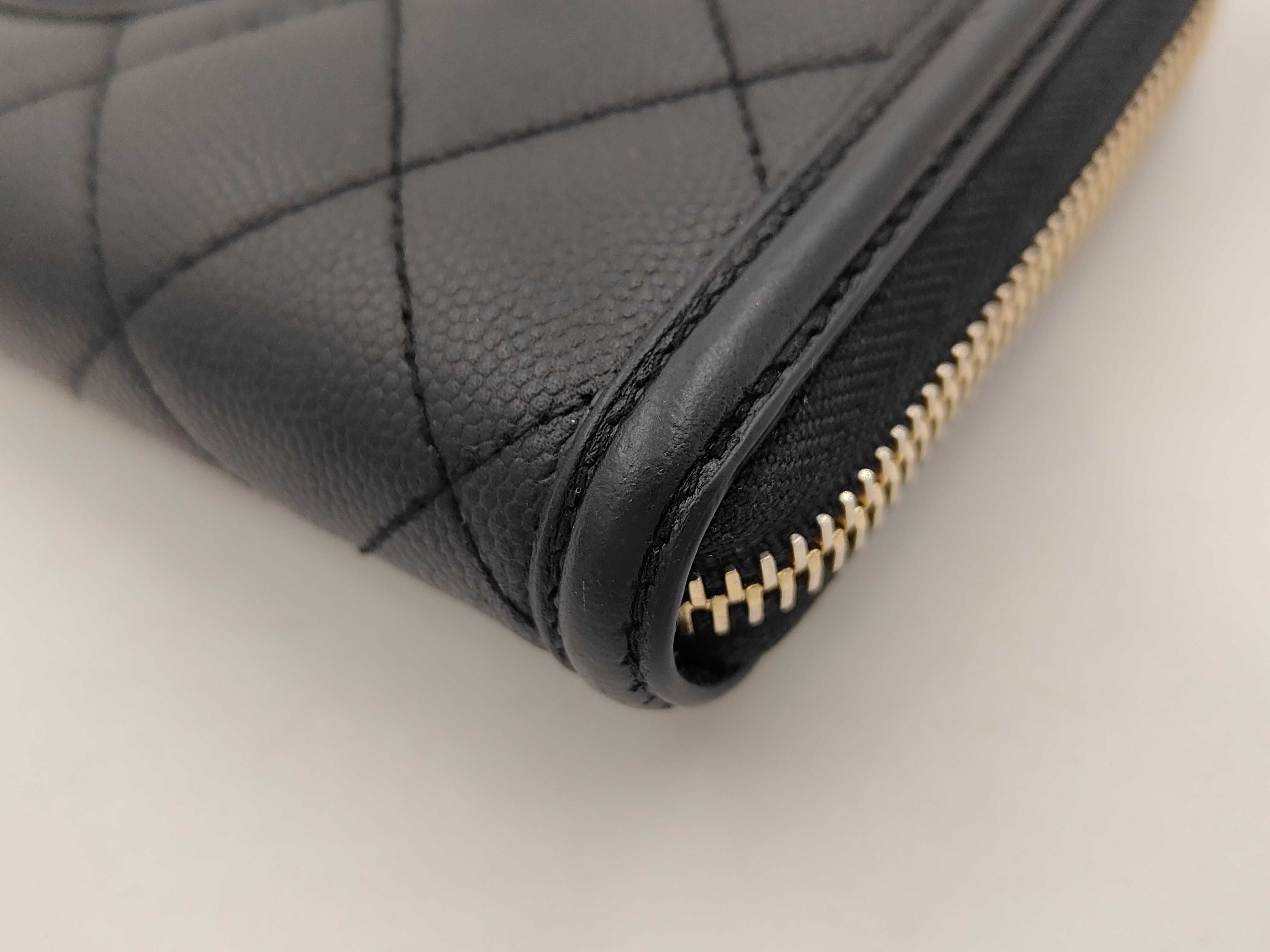 CC Filigree Matelassé Caviar Skin Round Zip Wallet — view 2