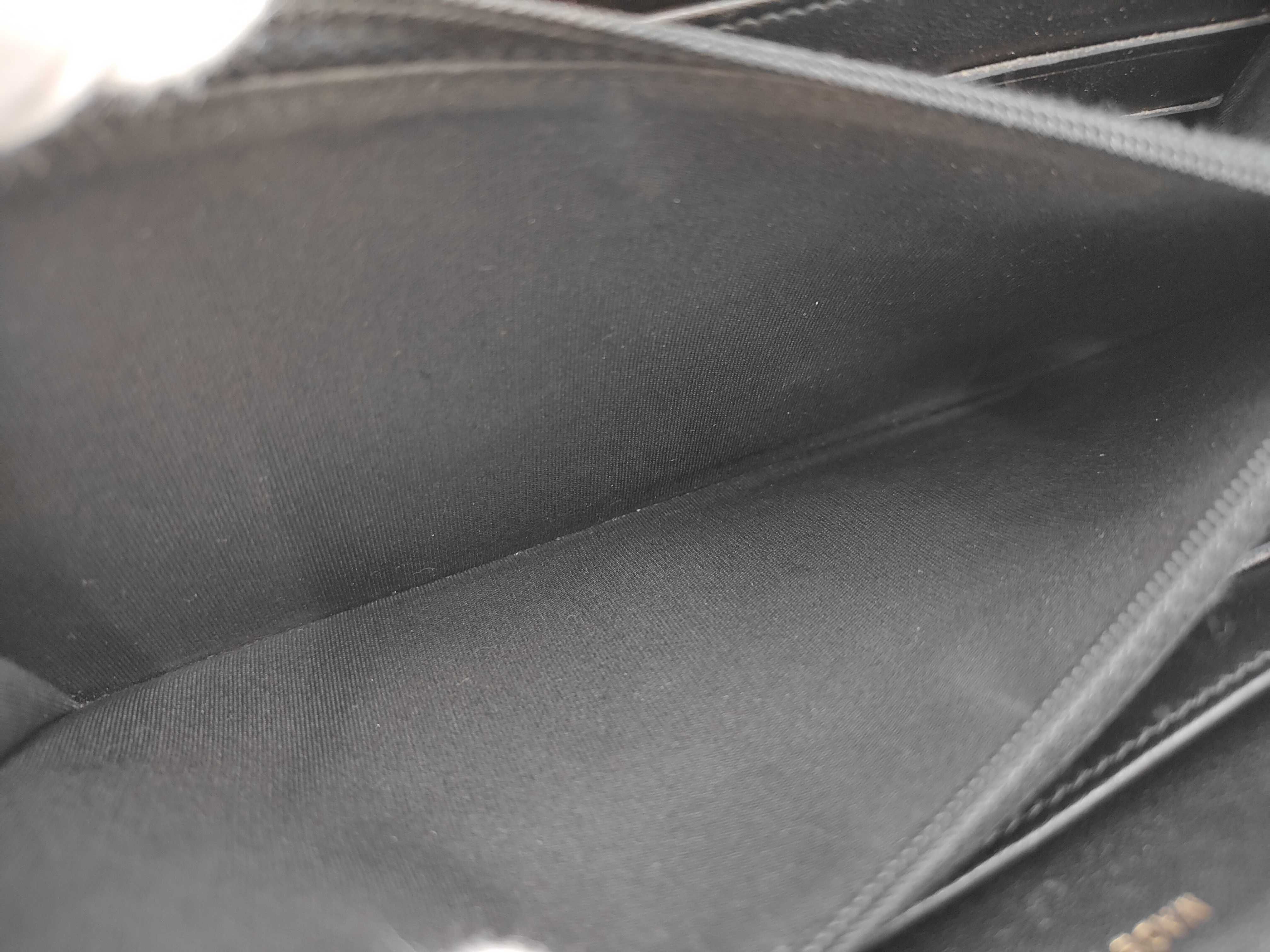 CC Filigree Matelassé Caviar Skin Round Zip Wallet — view 7