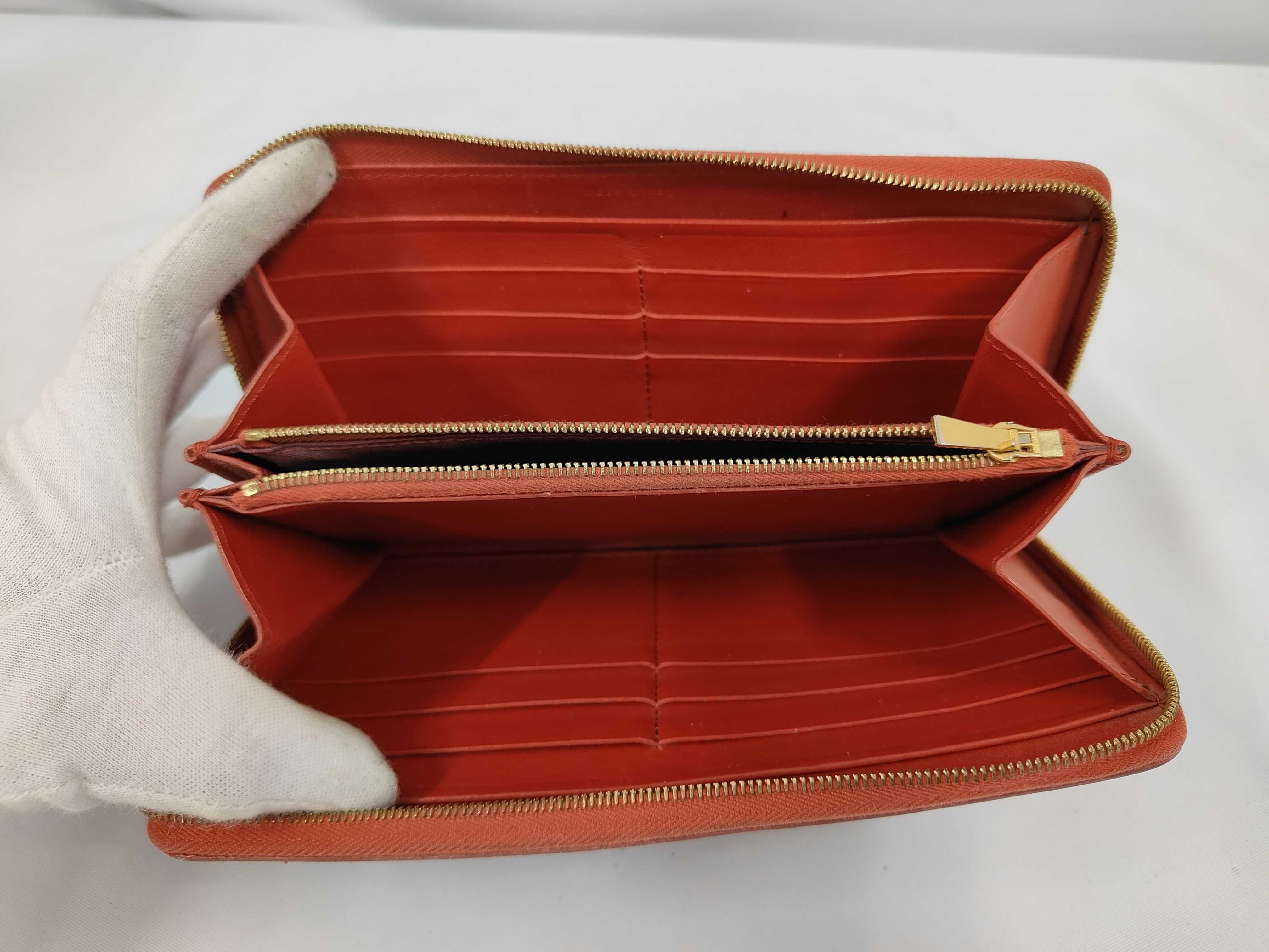 Leather Round Wallet (Orange) — view 6