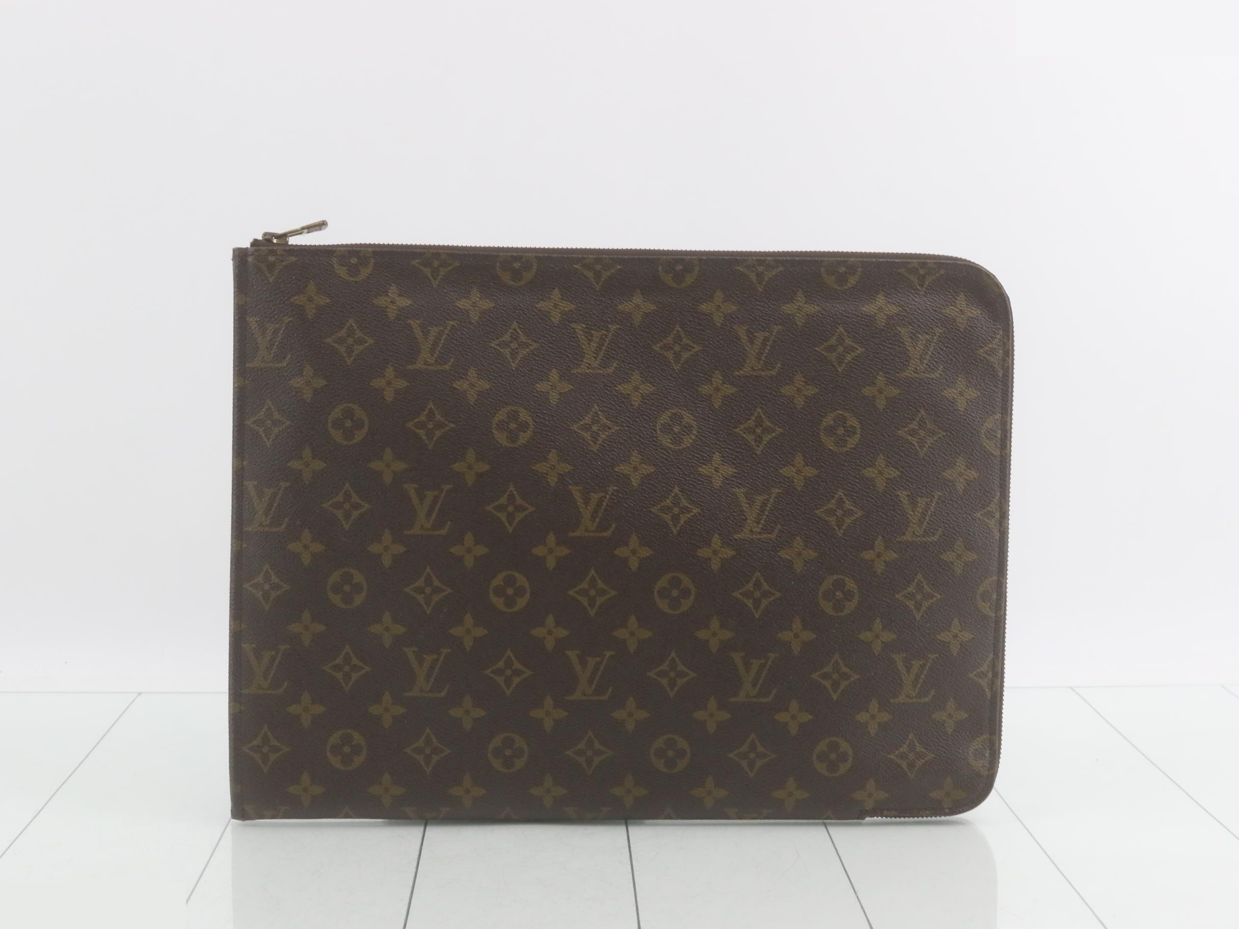 Monogram Poche Document Case