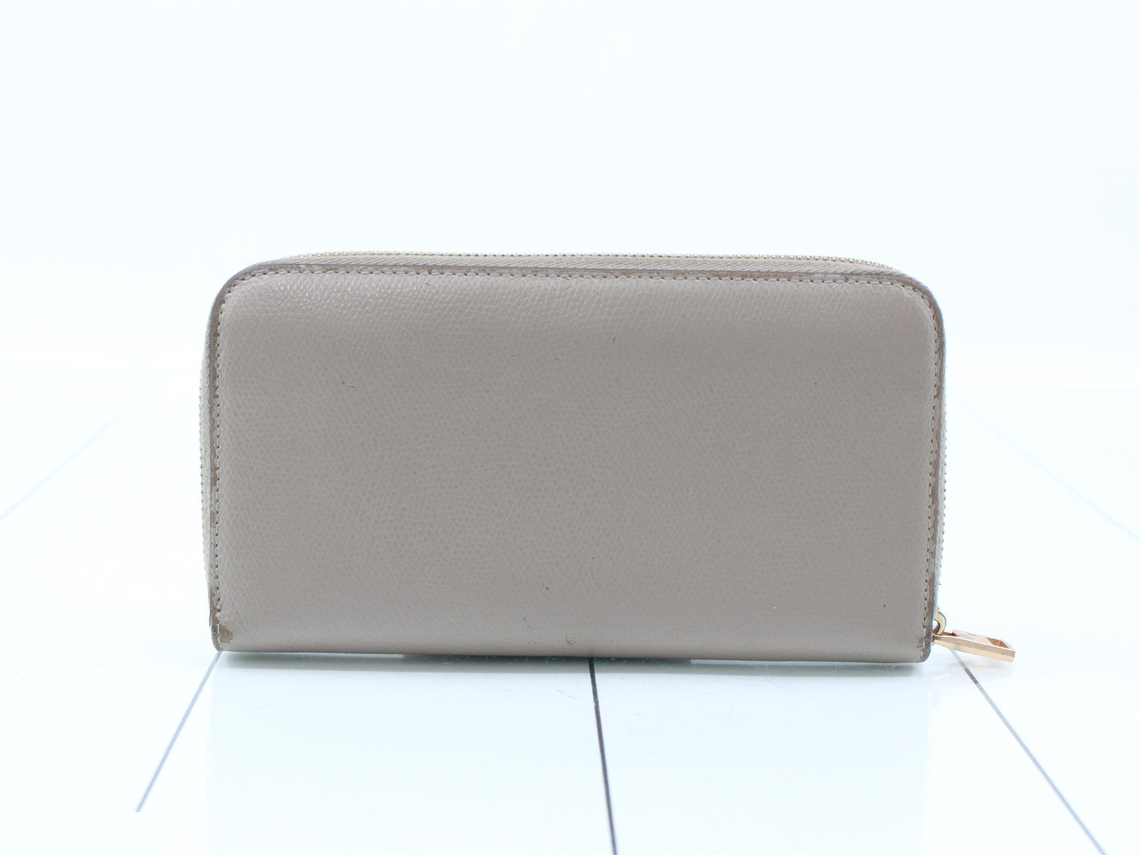 long wallet — view 2