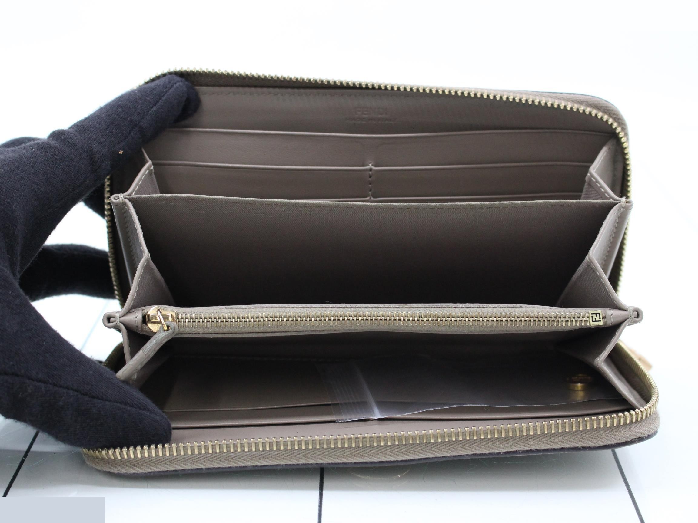 long wallet — view 4