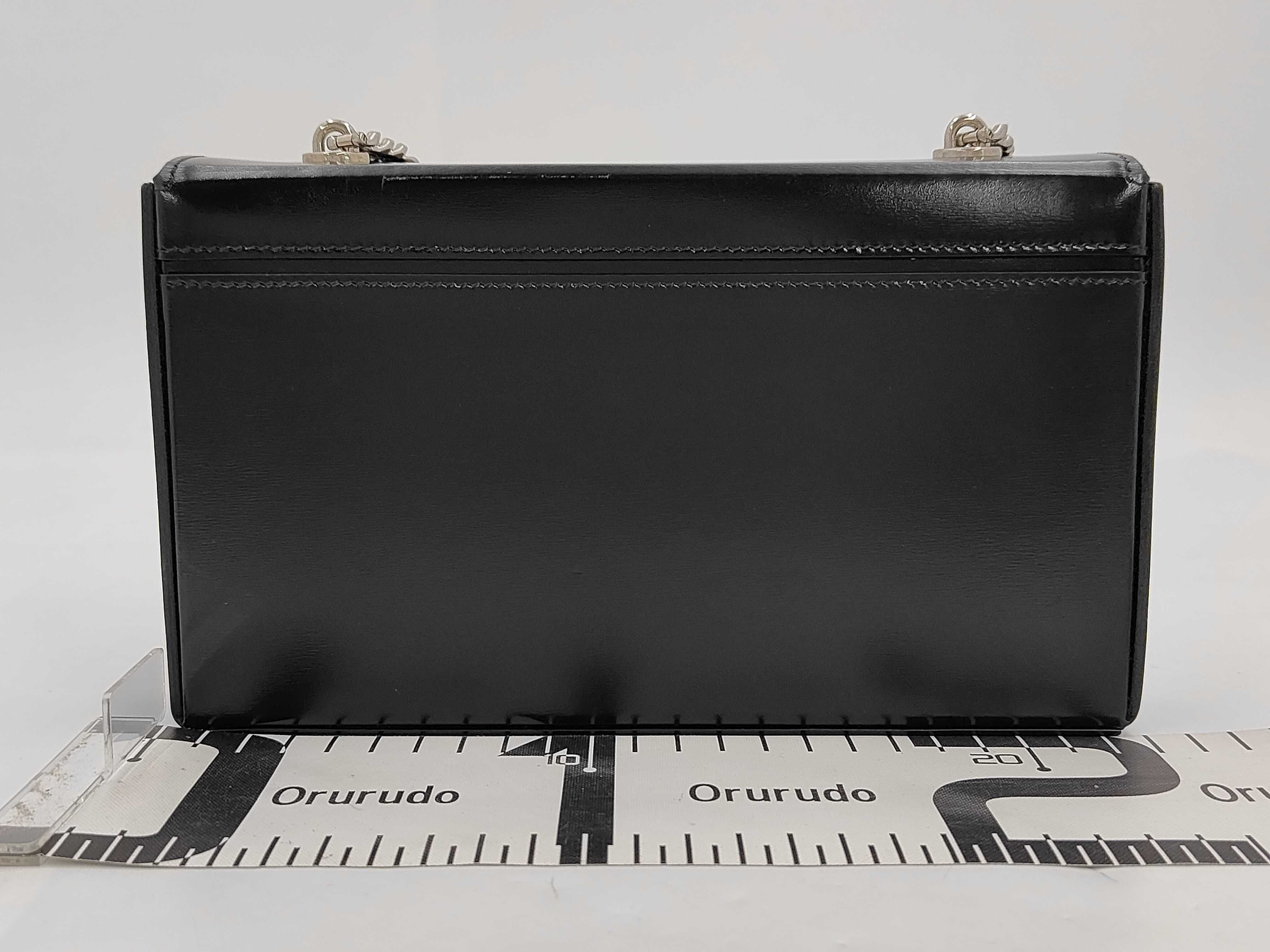 Triomphe Chain Shoulder Bag — view 2