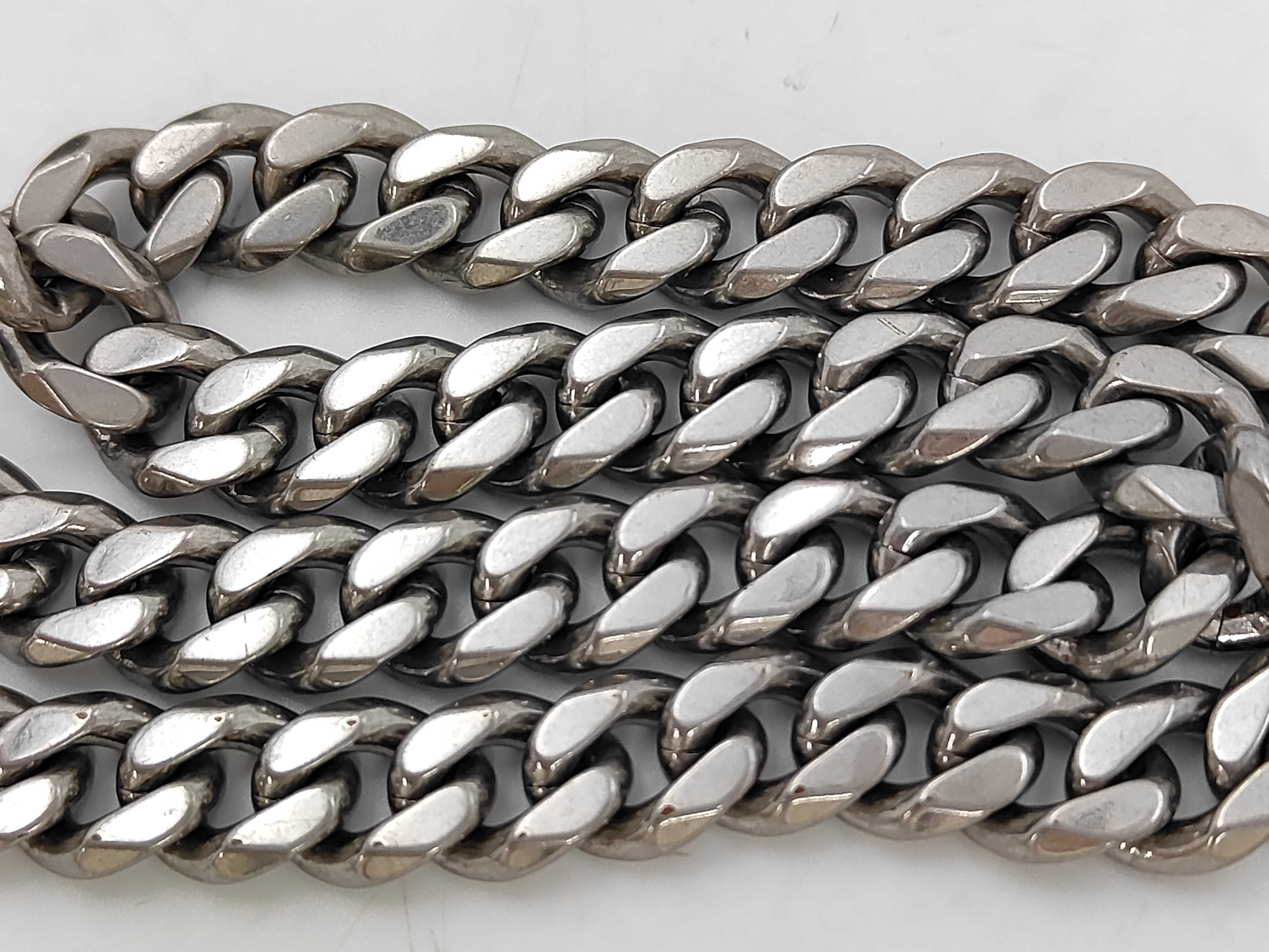 Triomphe Chain Shoulder Bag — view 6