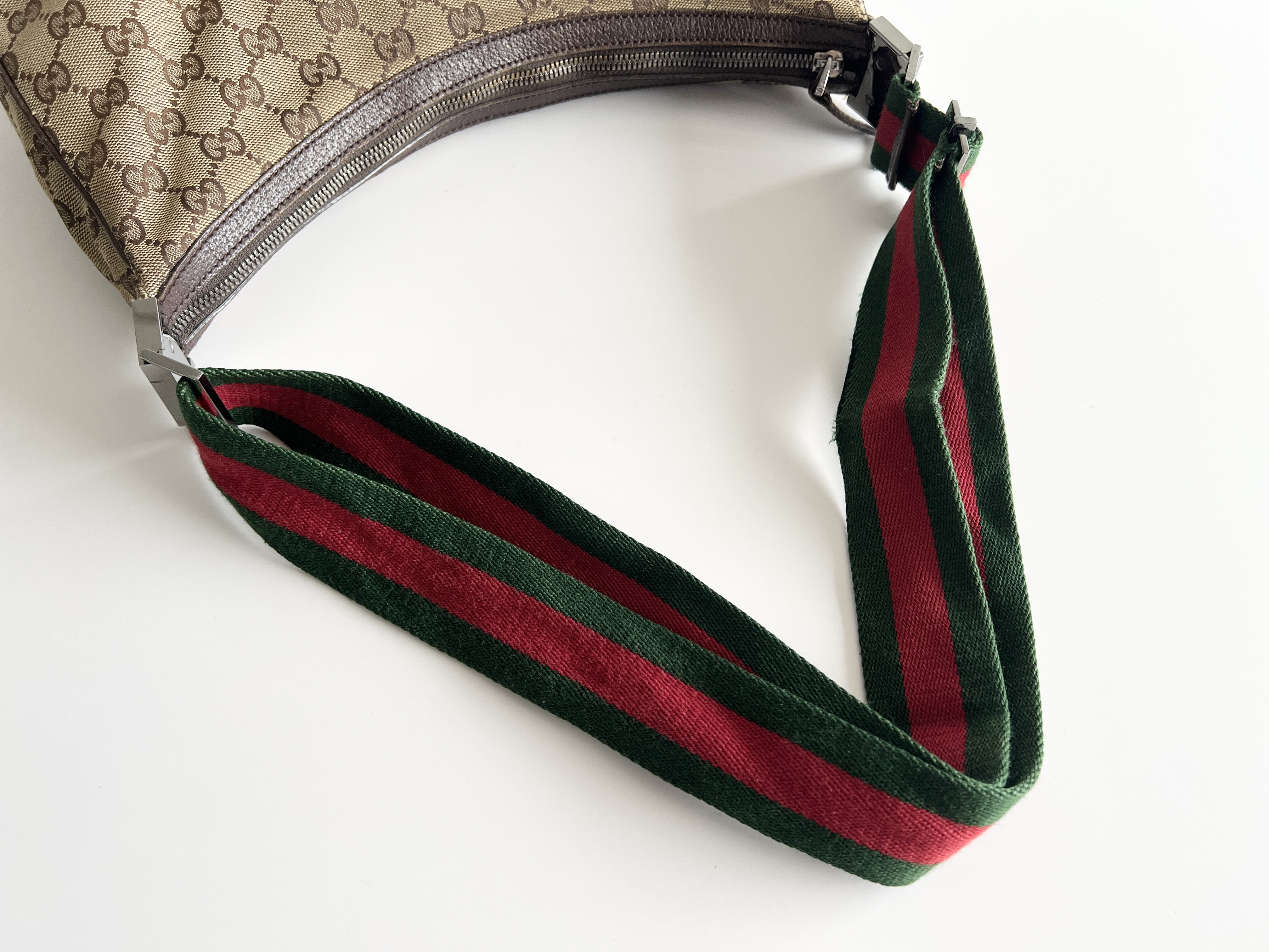 Sherry Line GG Moon Hobo Canvas Leather Shoulder Bag (One Shoulder Bag) — view 3