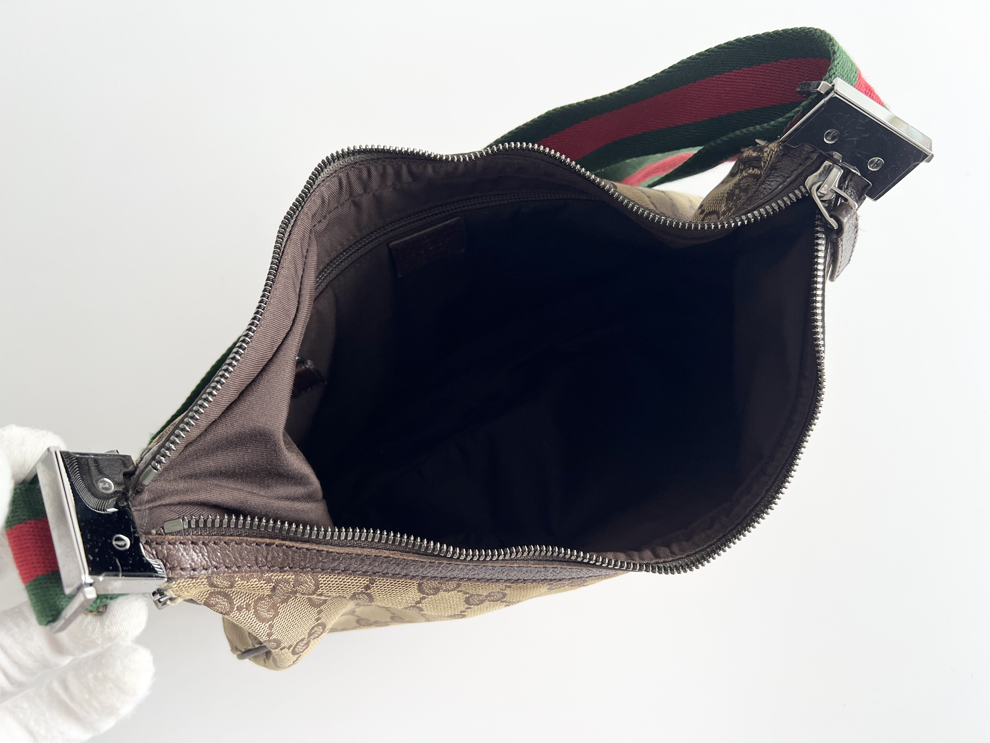 Sherry Line GG Moon Hobo Canvas Leather Shoulder Bag (One Shoulder Bag) — view 4