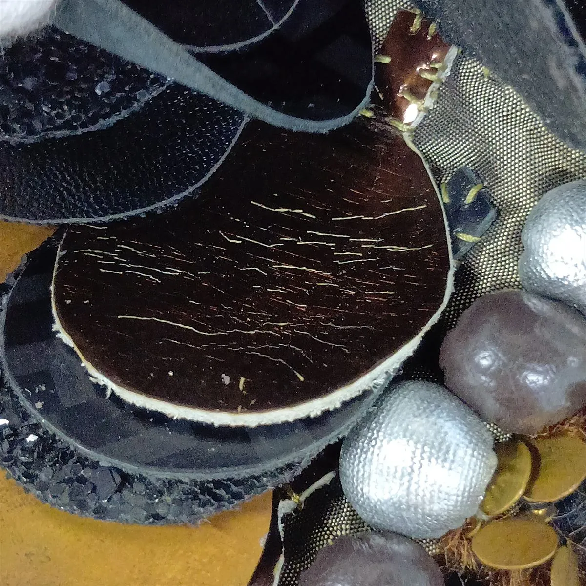 Mamma Bucket 8BR000 Leather x Sequin x Wool Shoulder Bag Brown x Beige — view 14