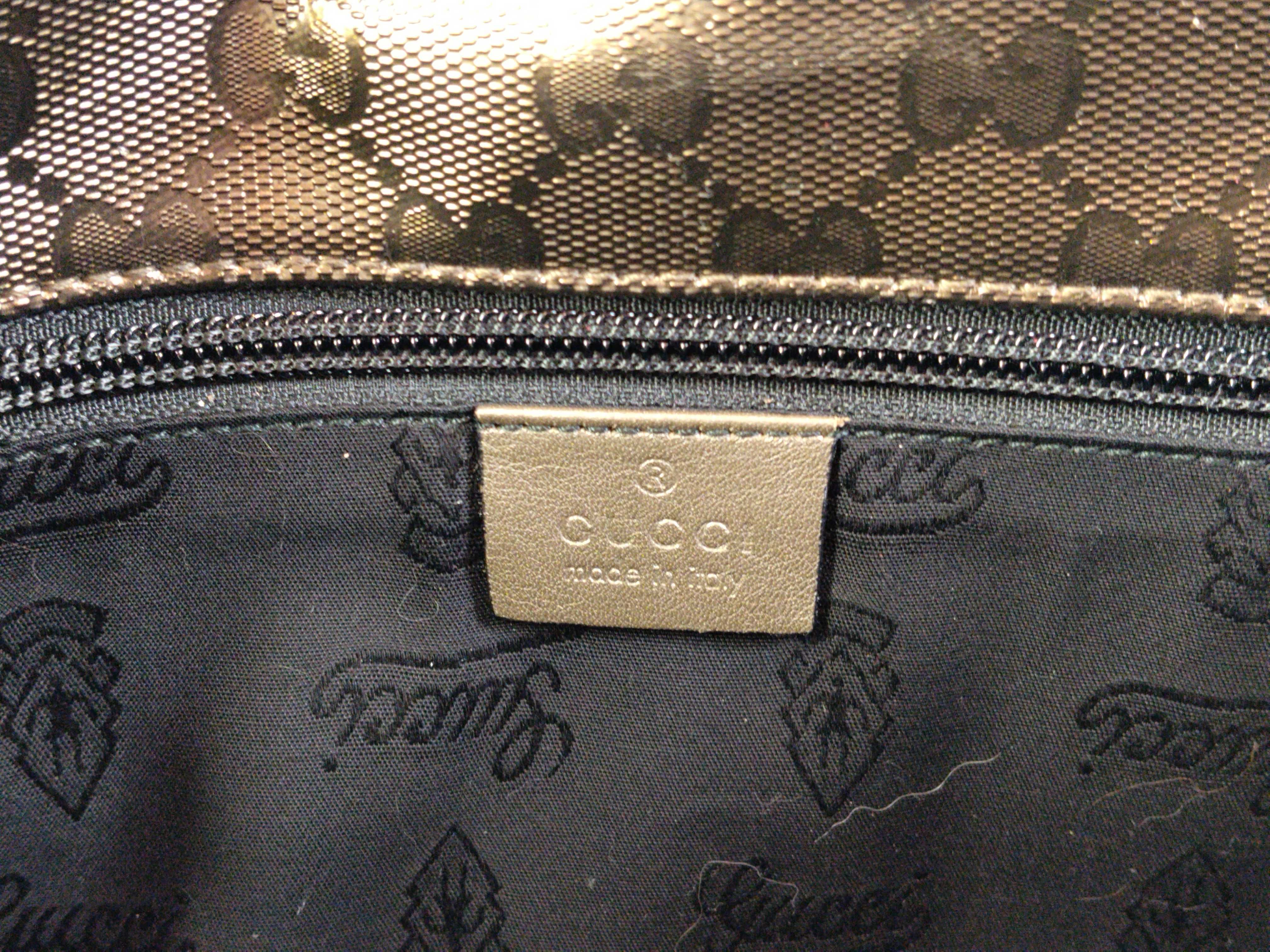 GG Messenger Bag Metallic Shoulder Bag — view 11