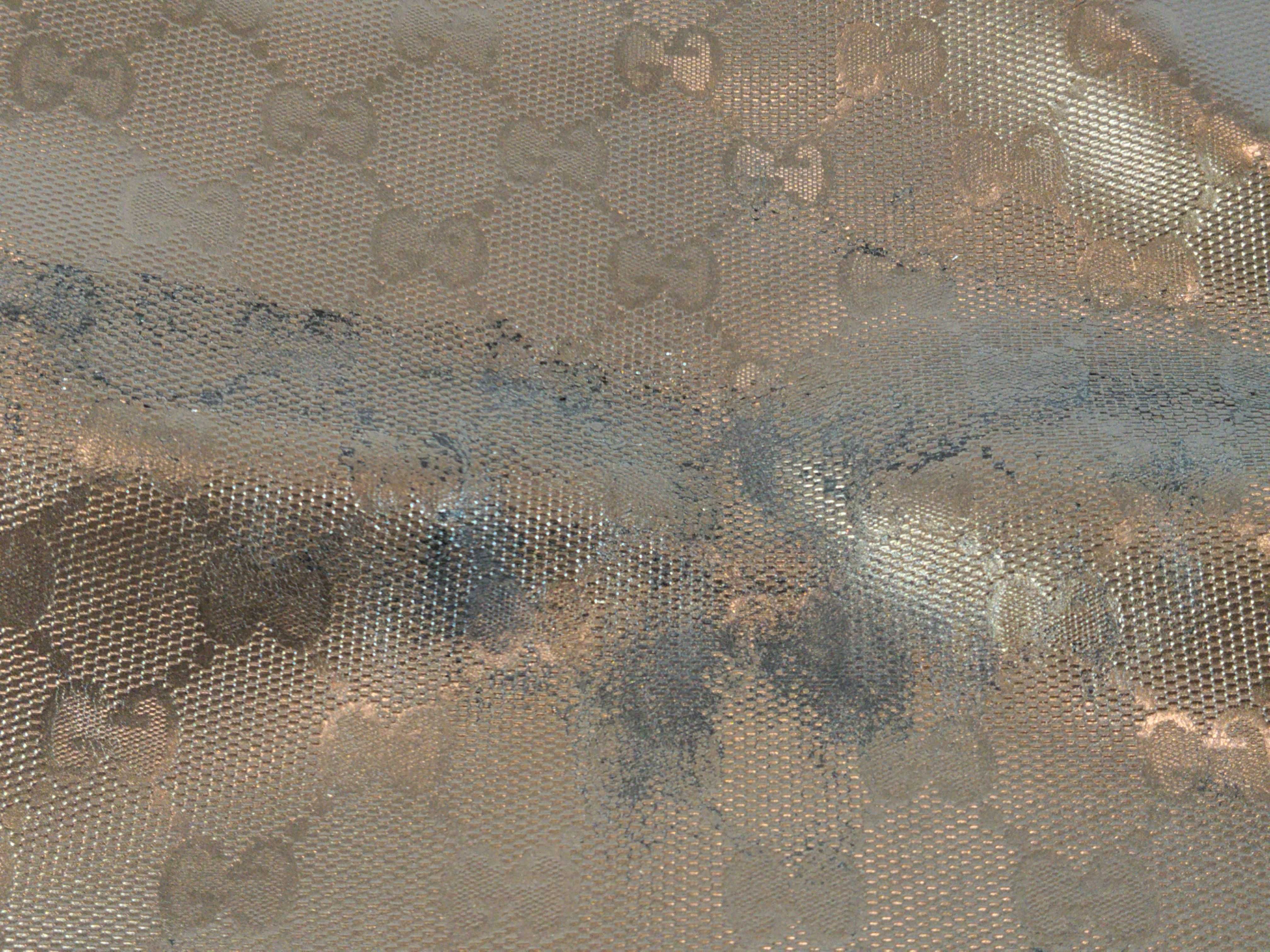 GG Messenger Bag Metallic Shoulder Bag — view 13