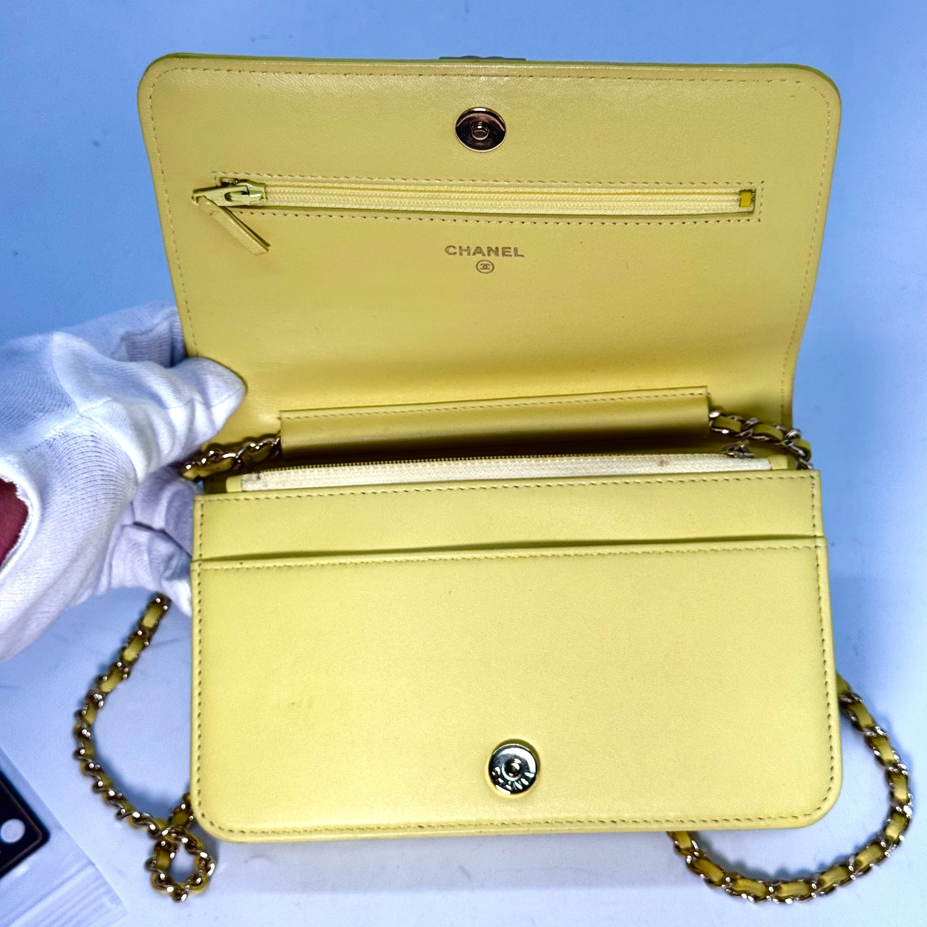 Boy Chanel Single Flap Lambskin Chain Shoulder Bag, Yellow, 23924896 (Shoulder Bag) — view 3
