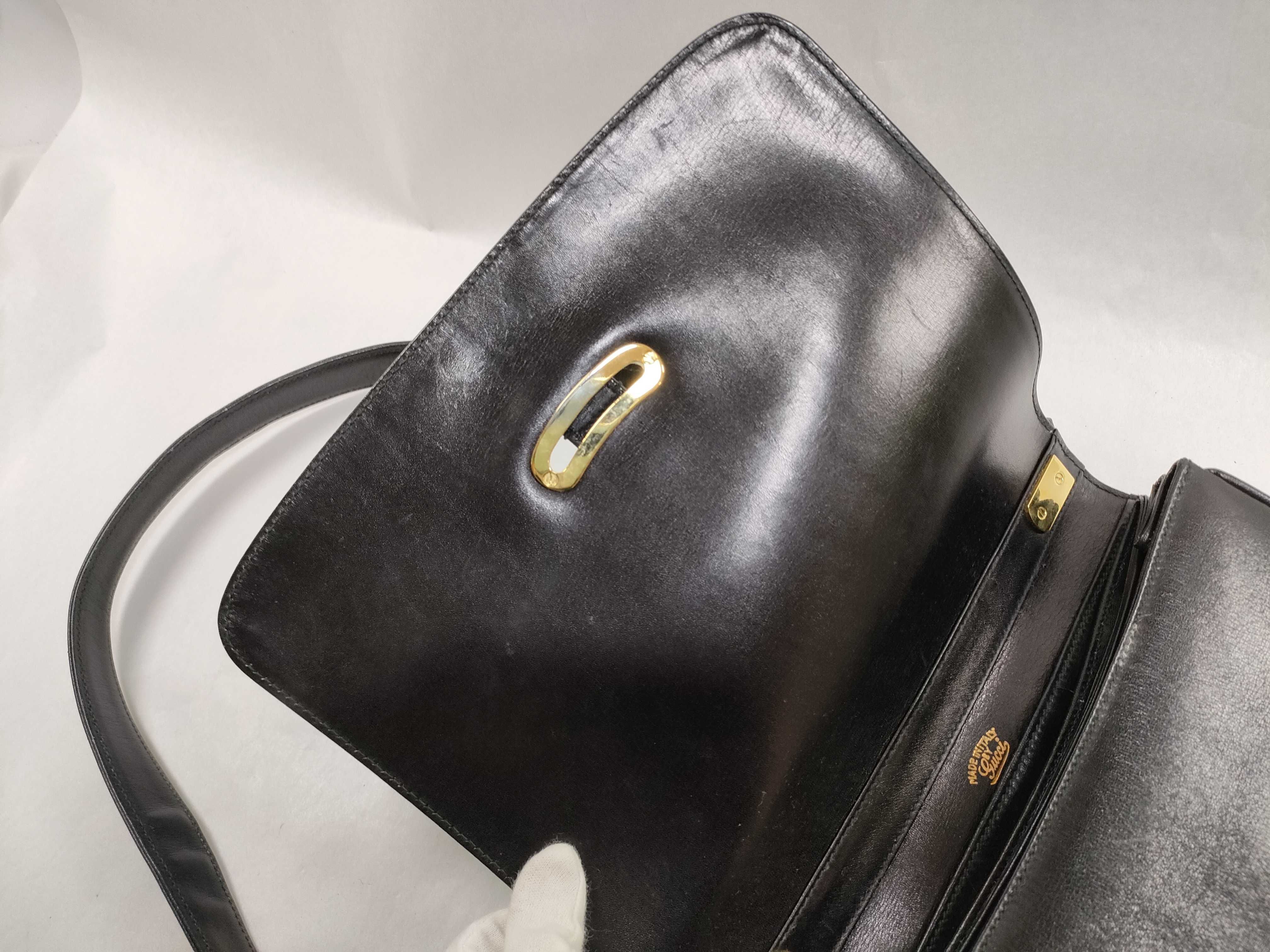 Old Full Leather Horsebit Shoulder Bag — view 11