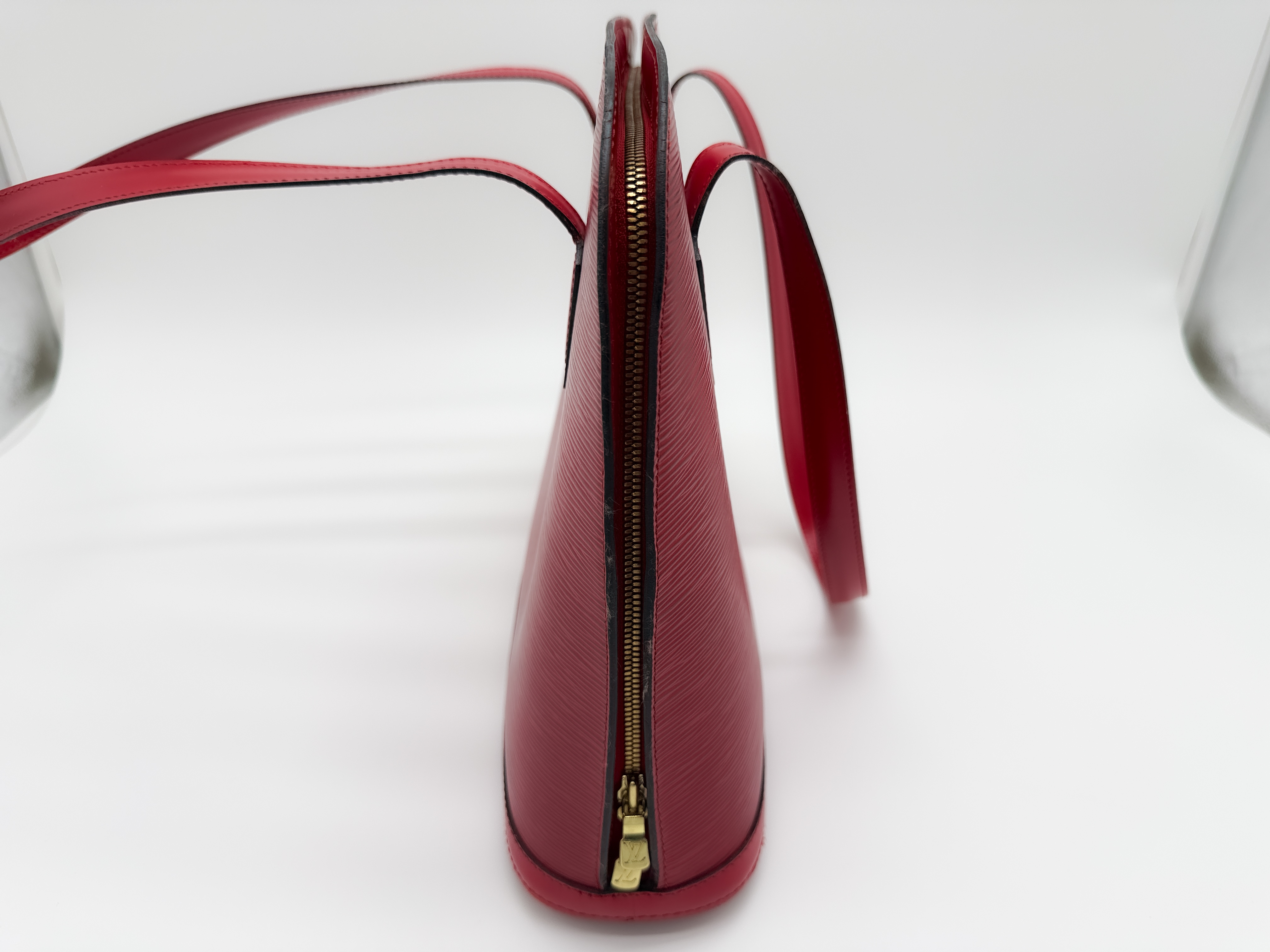 Epi M52287 Lussac Castilian Red Shoulder Bag — view 5