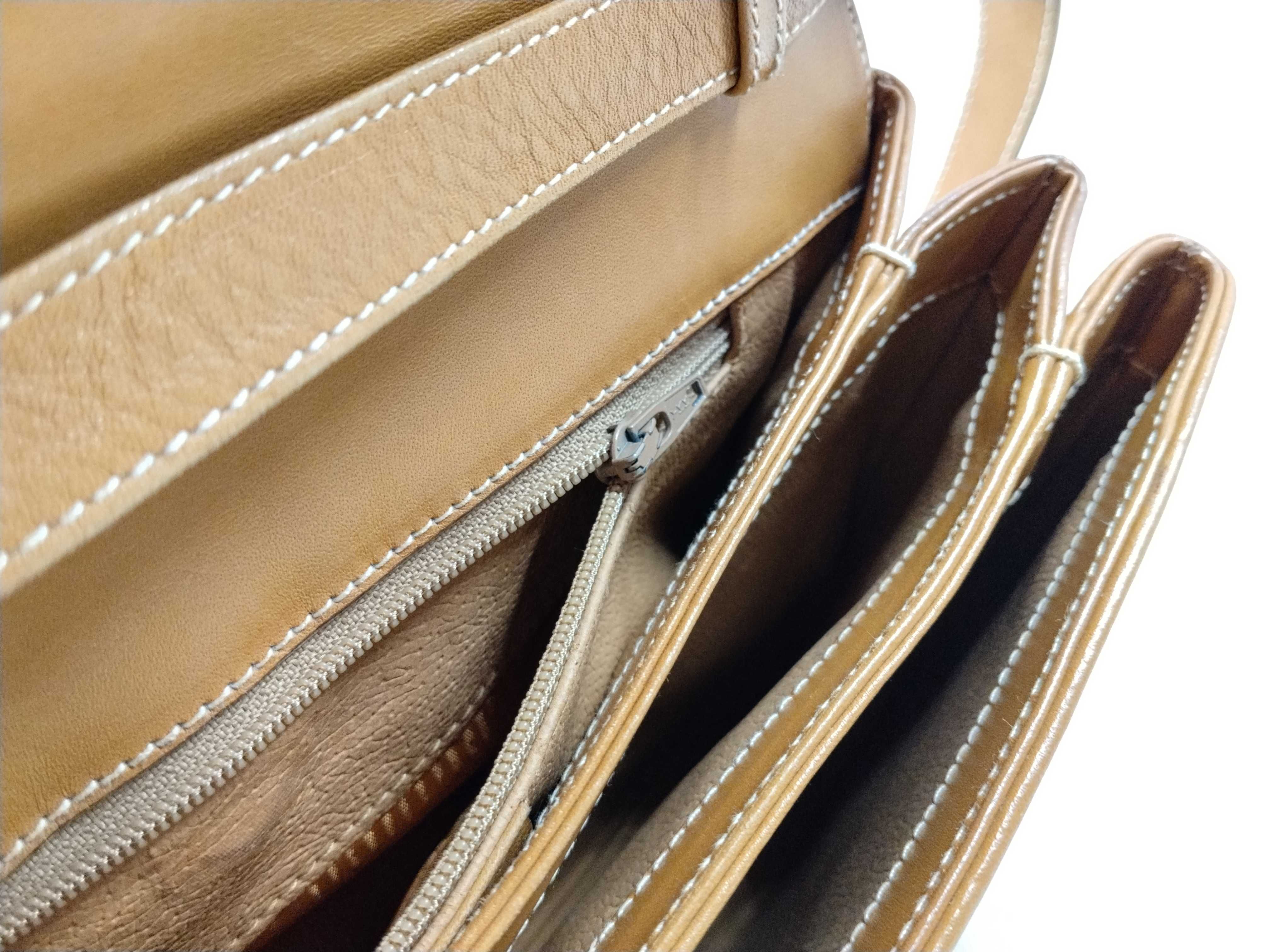 GG Shoulder Bag — view 14