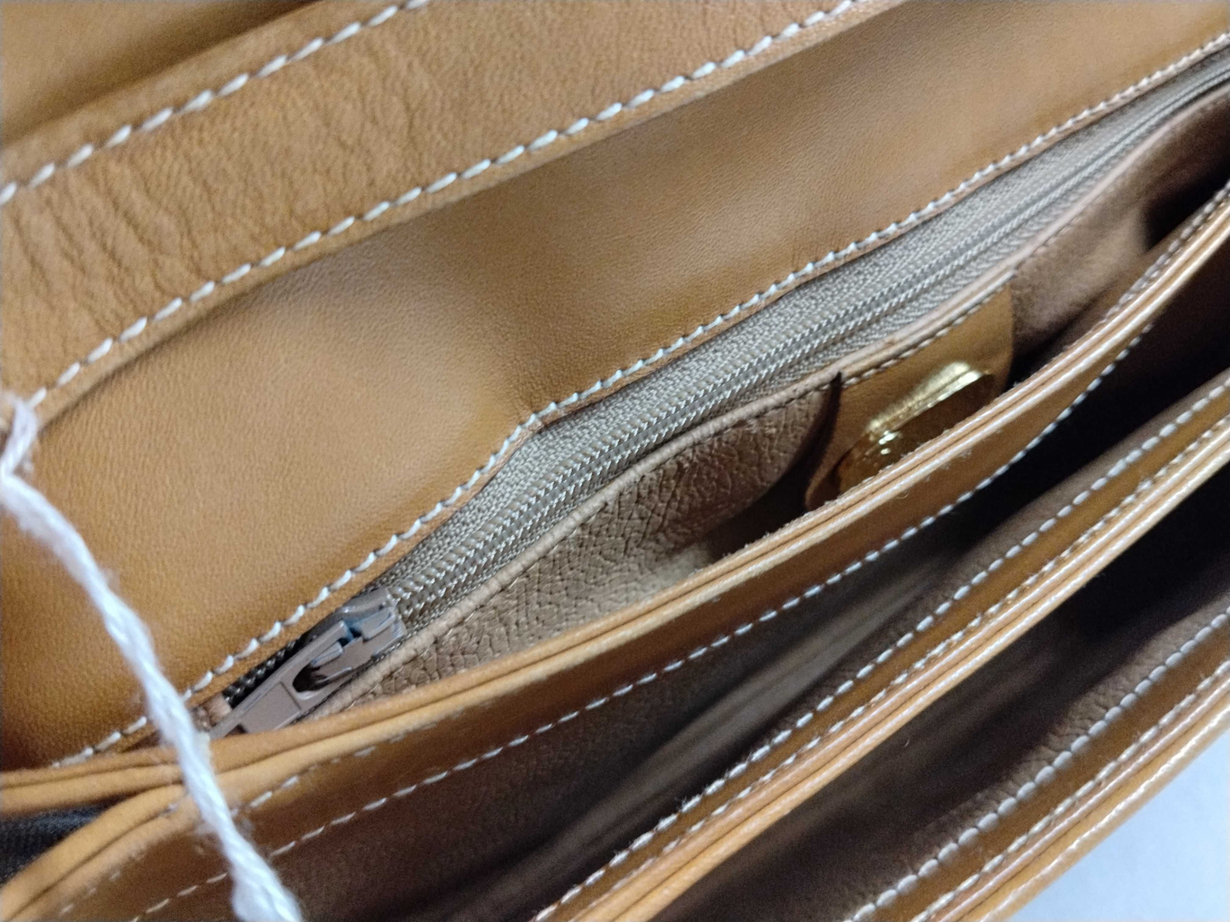 GG Shoulder Bag — view 15