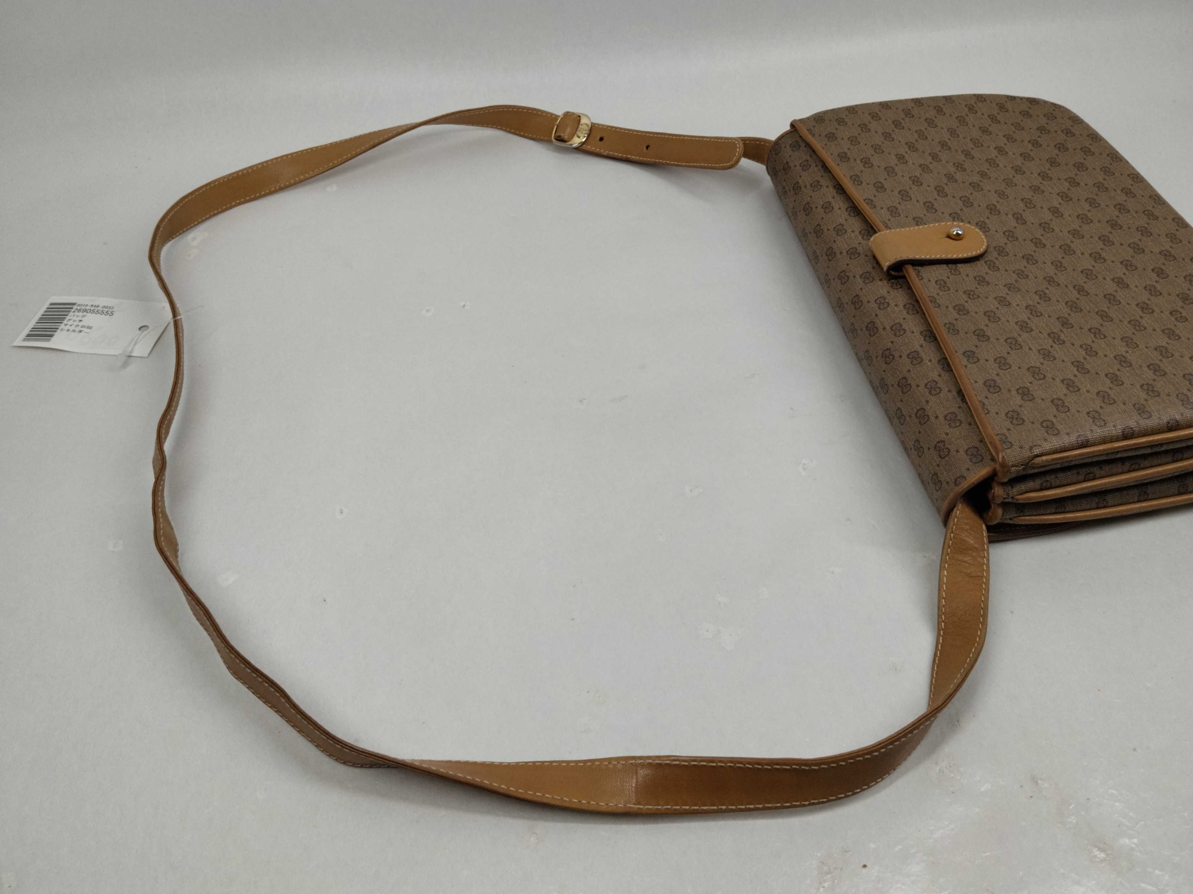 GG Shoulder Bag — view 6