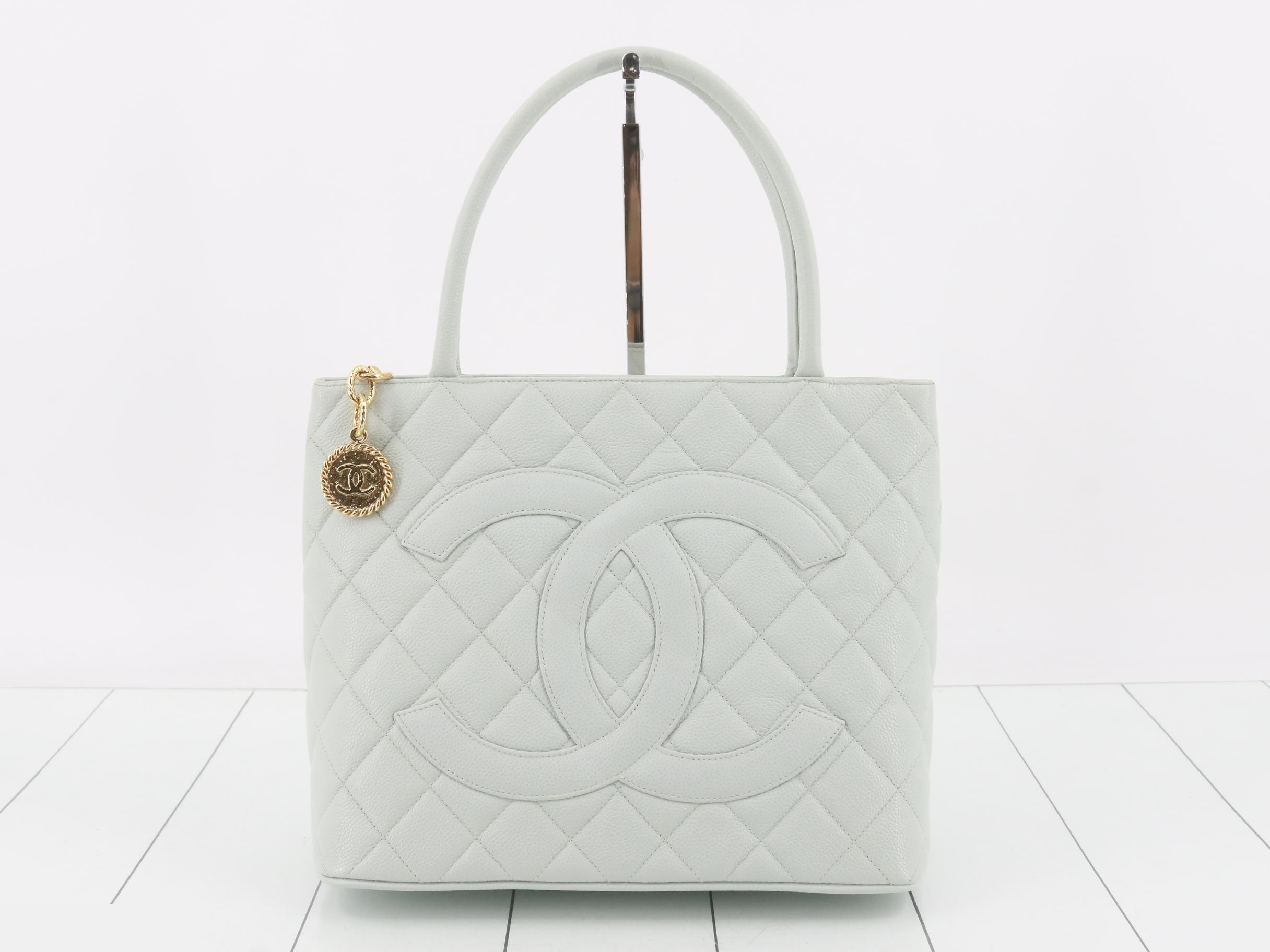Matelassé (bag)