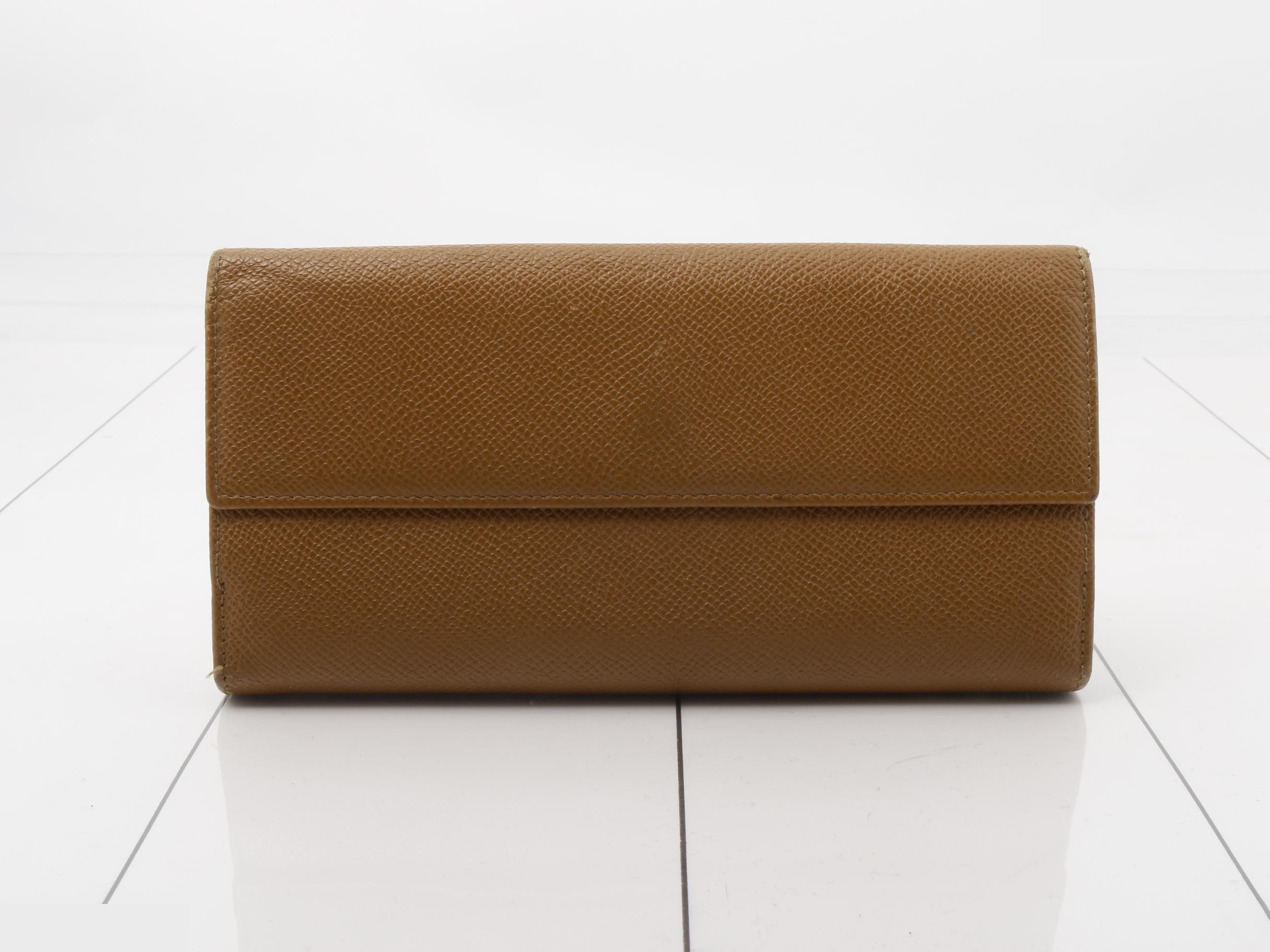 Other lines: Bags and Wallets — view 2