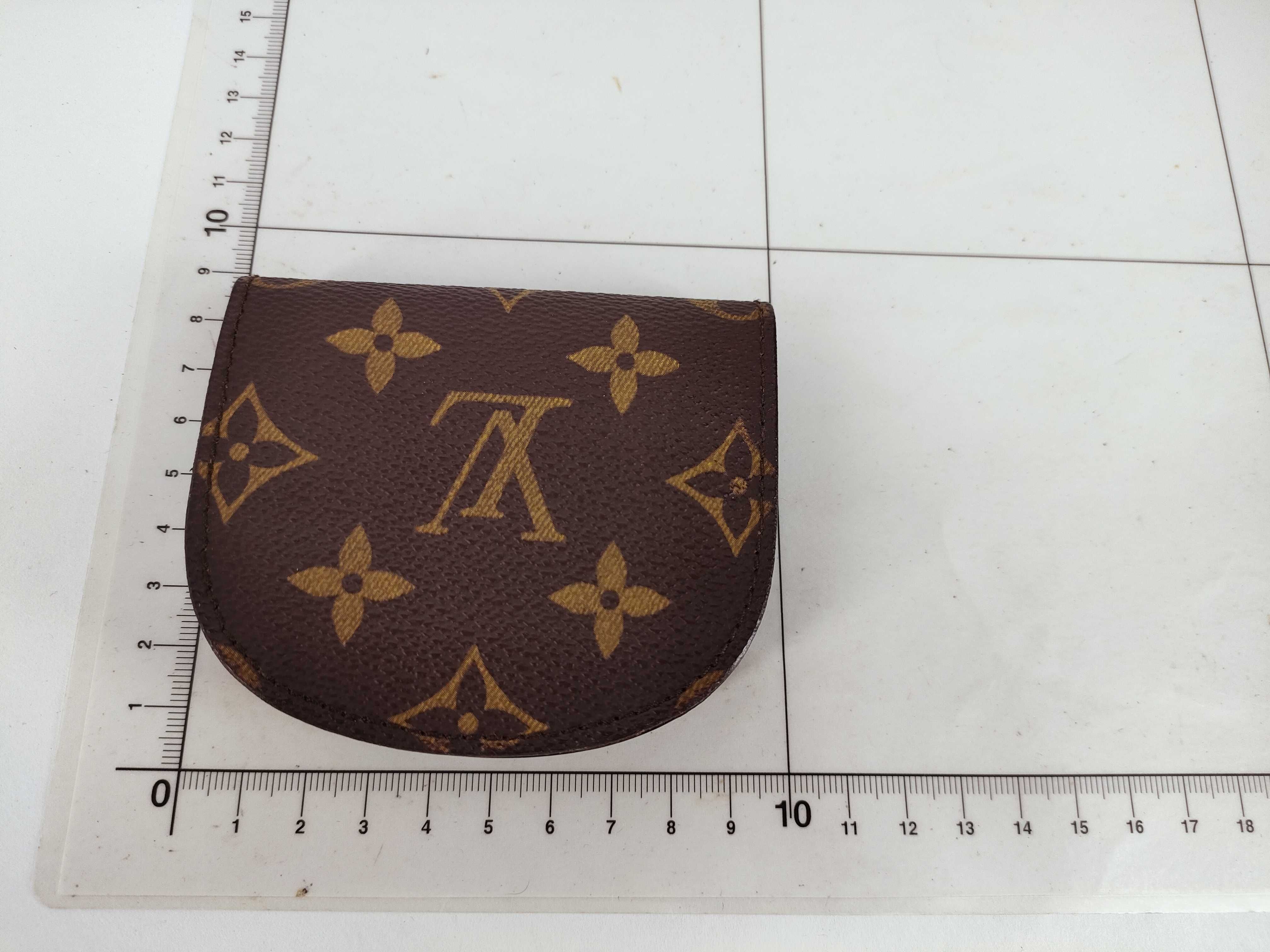 Monogram M61970 Portemonnaie Coin Case — view 2