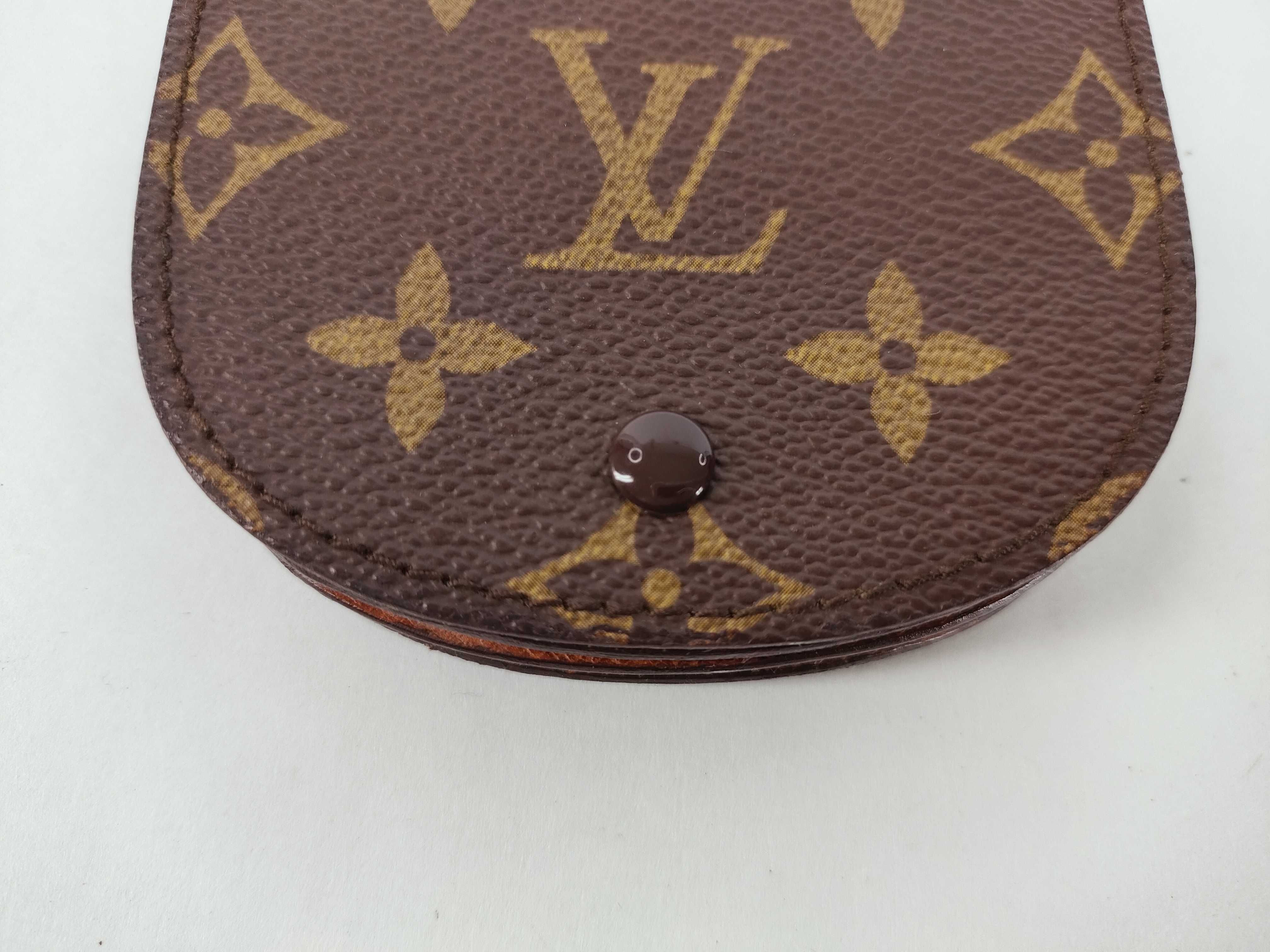 Monogram M61970 Portemonnaie Coin Case — view 8