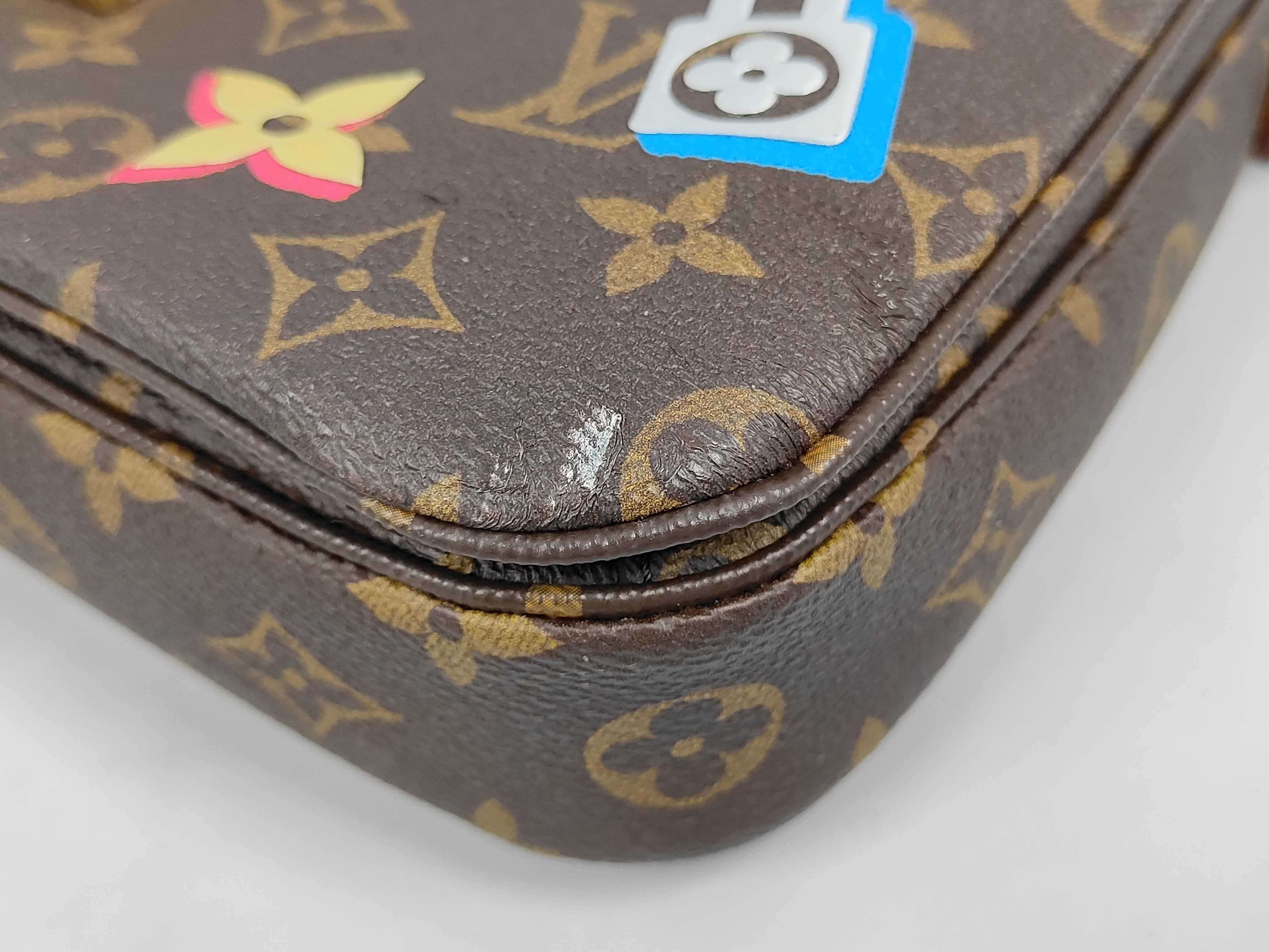 LV Louis Vuitton Shoulder Bag Handbag — view 4