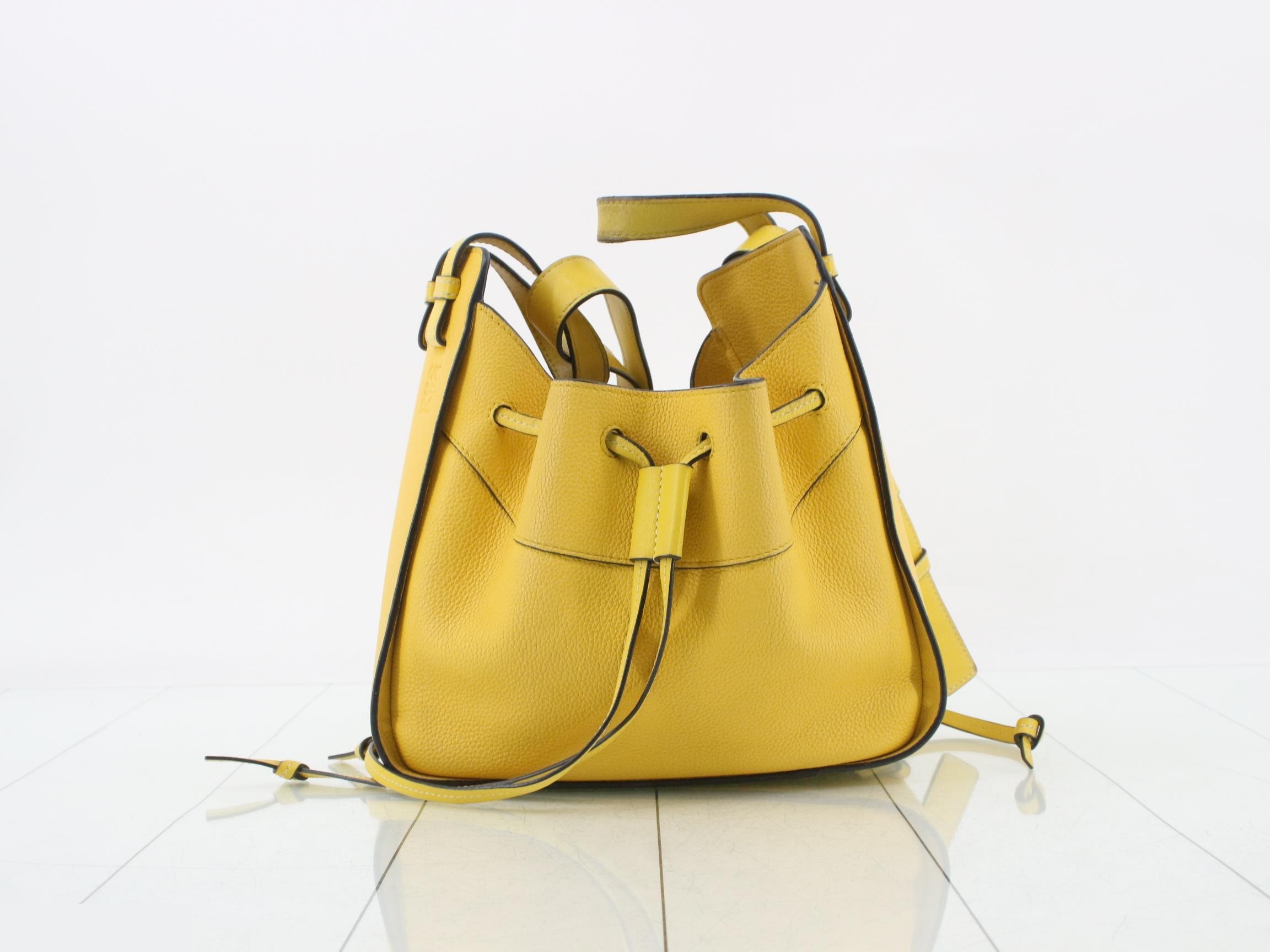 Hammock Drawstring Small 2-Way Shoulder Bag — view 3