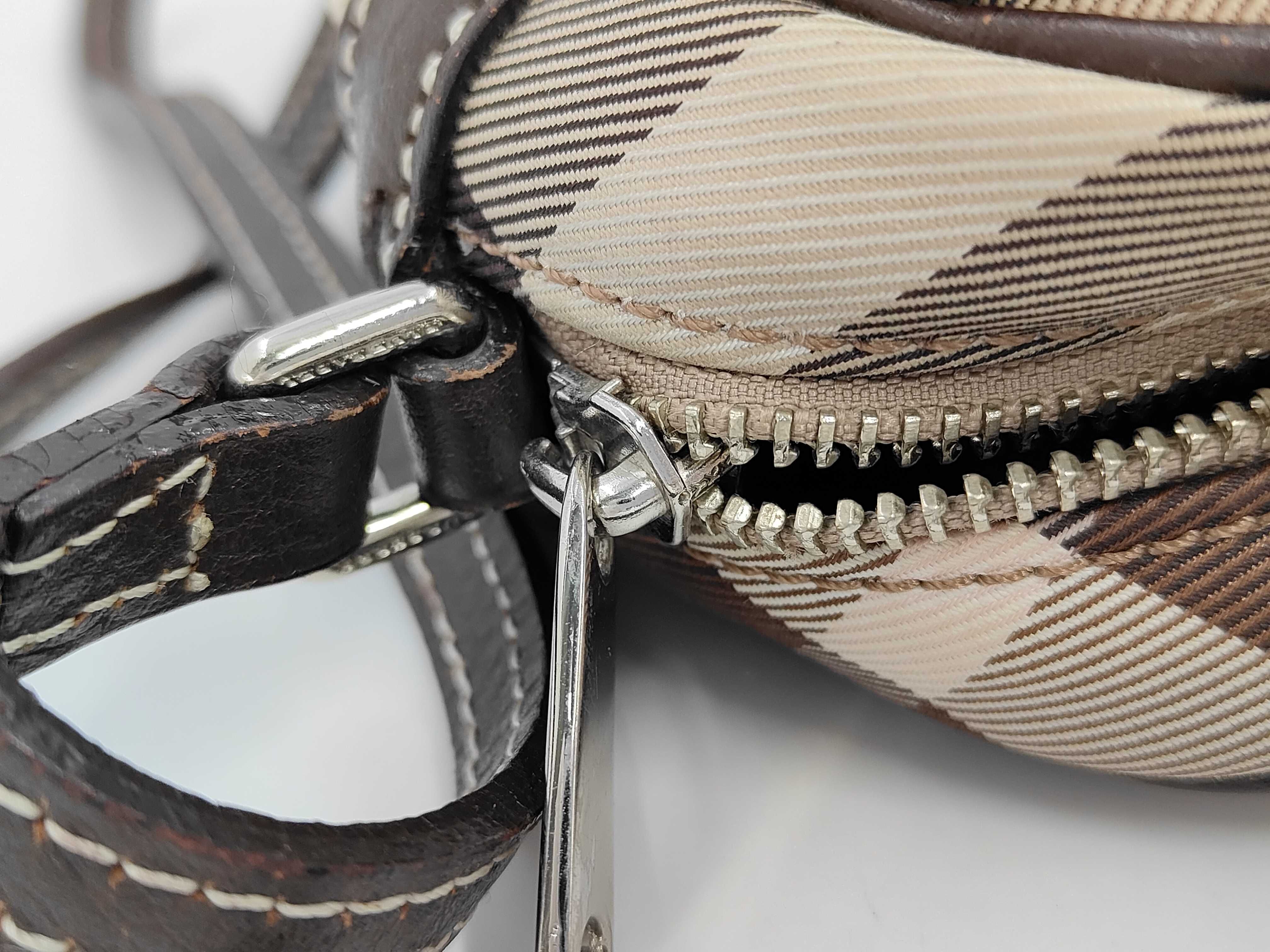 Blue Label Burberry Shoulder Bag — view 10