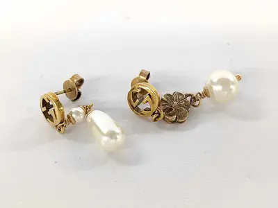 GP Hardware Faux Pearl Floral Earrings