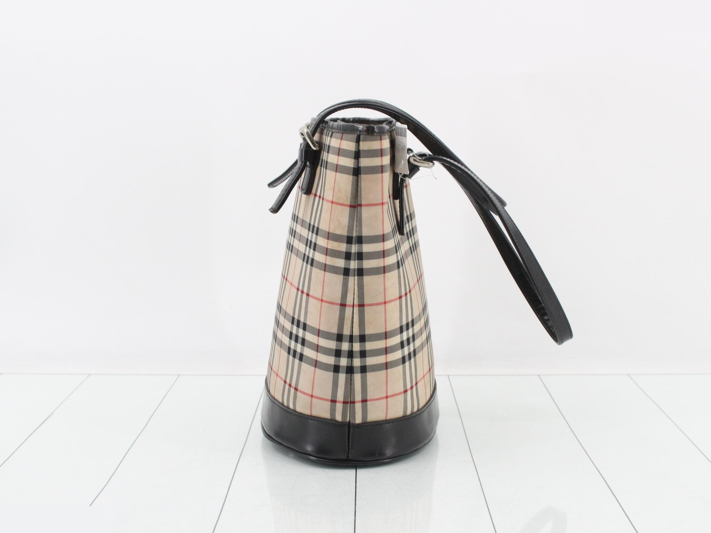 Nova Check Tote Bag — view 3