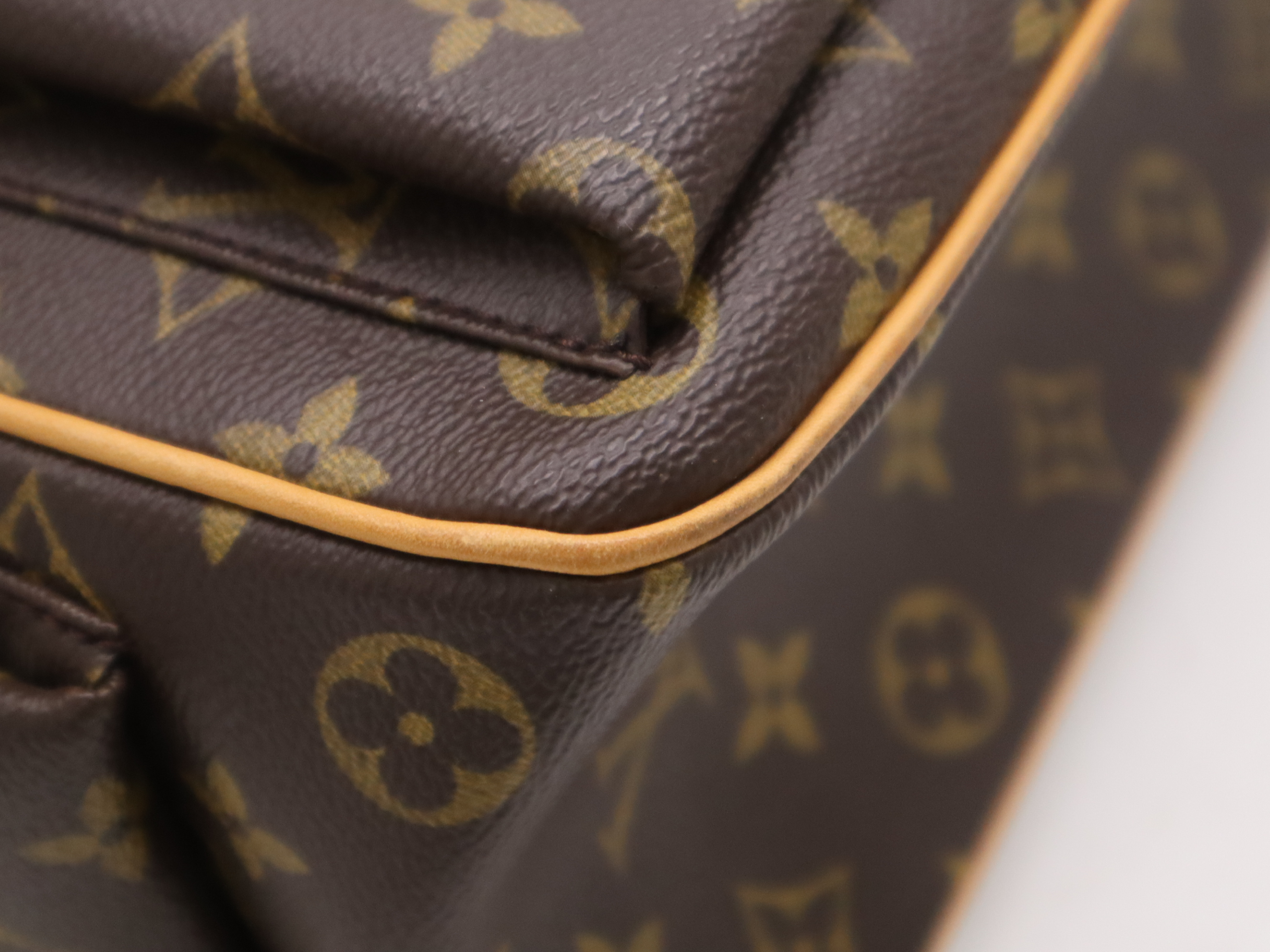M51162 Monogram Multipli Cité Handbag — view 8