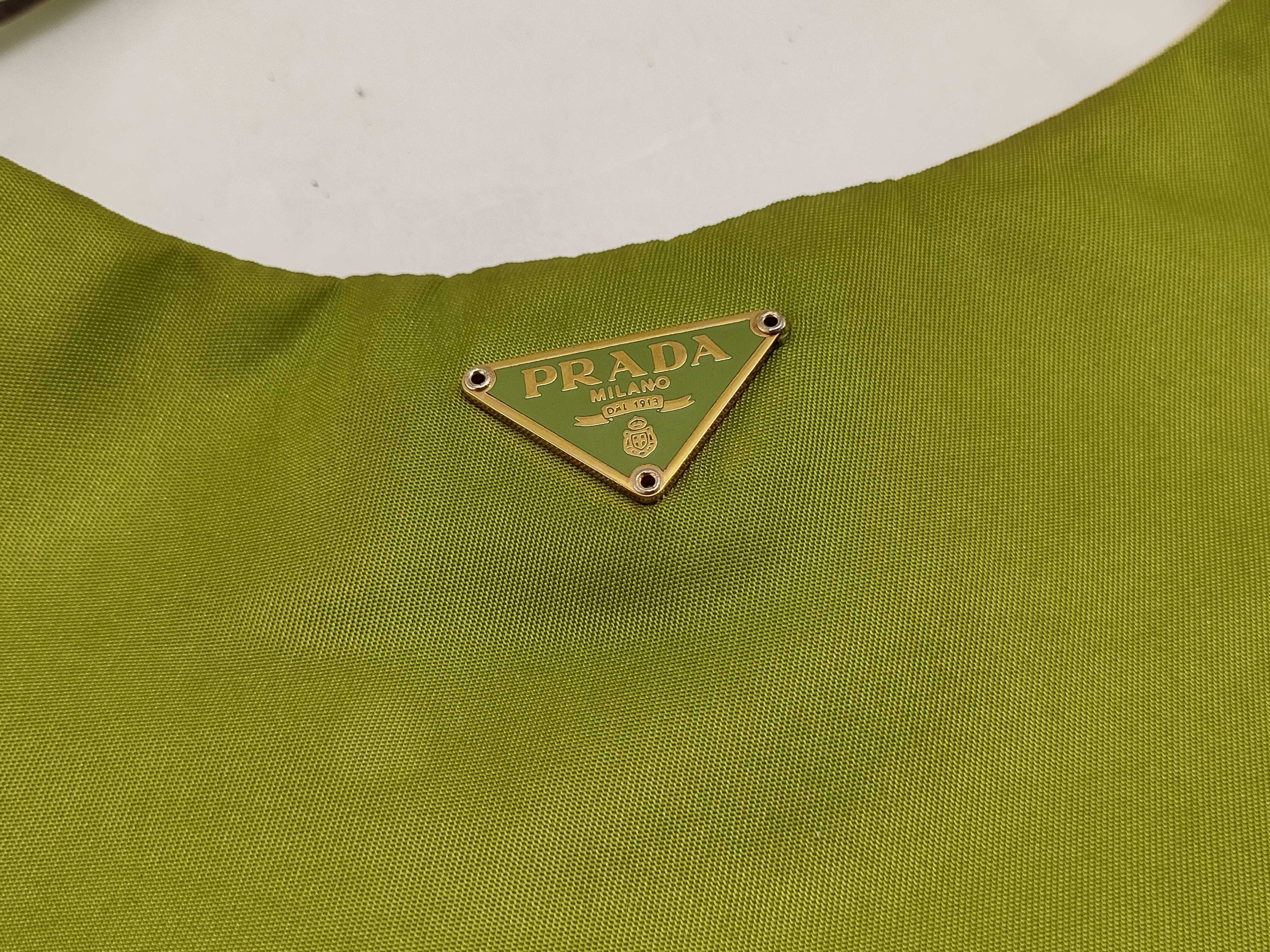 nylon chain handbag, one-shoulder bag with triangular logo and satin lining. — view 12