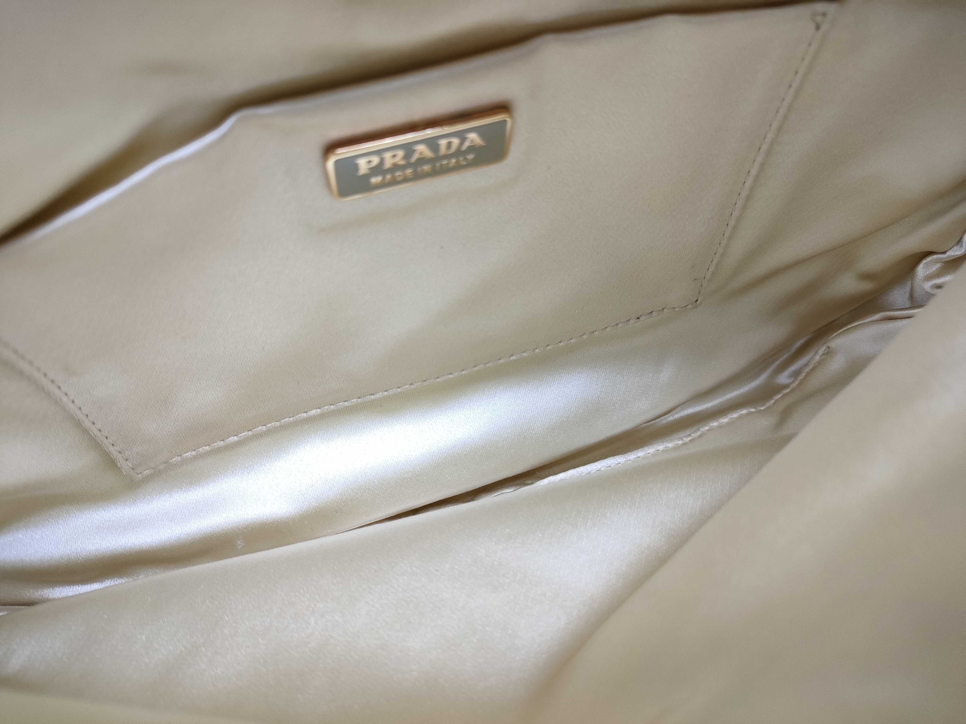 nylon chain handbag, one-shoulder bag with triangular logo and satin lining. — view 9