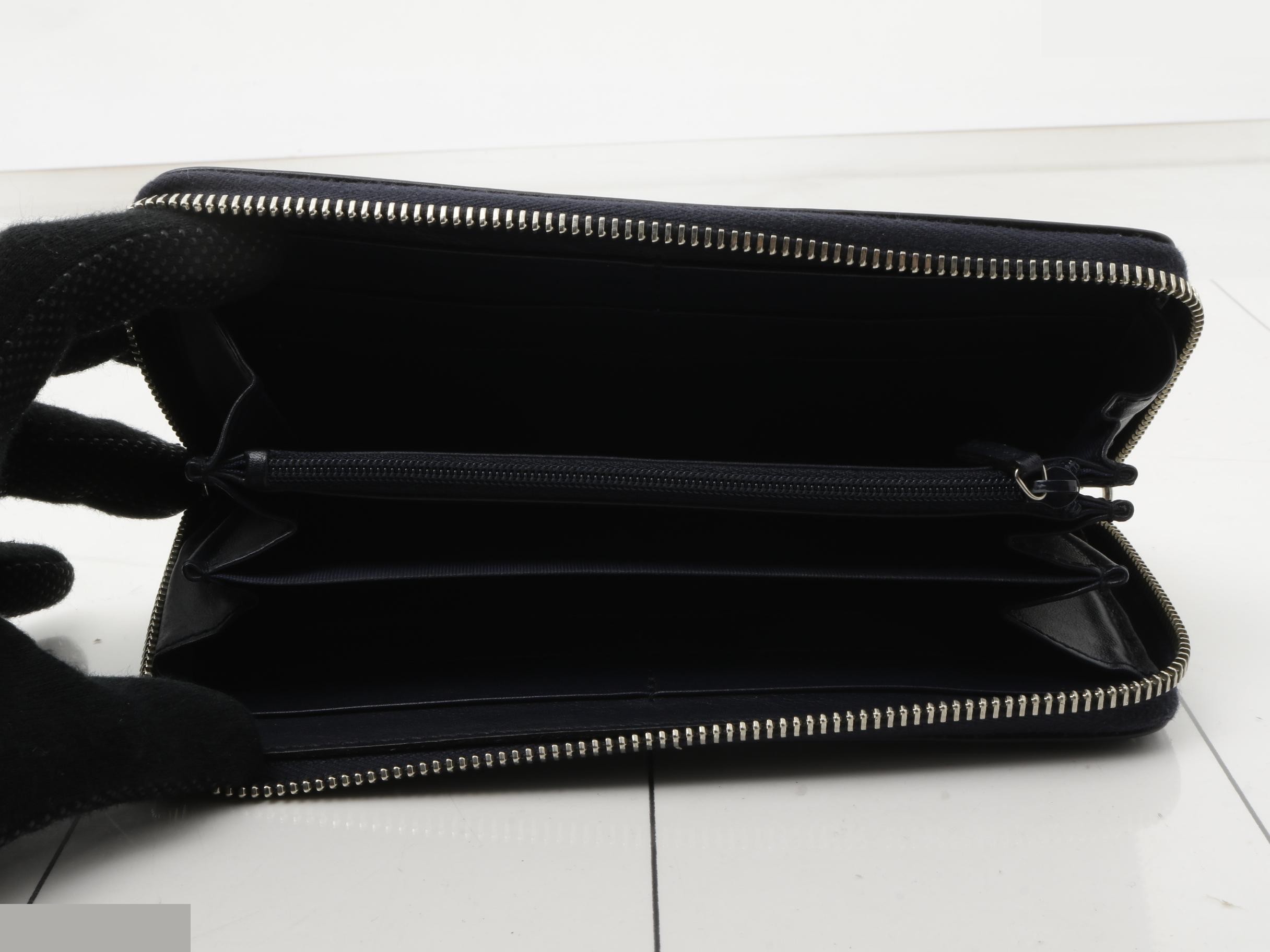 Leather wallet — view 4