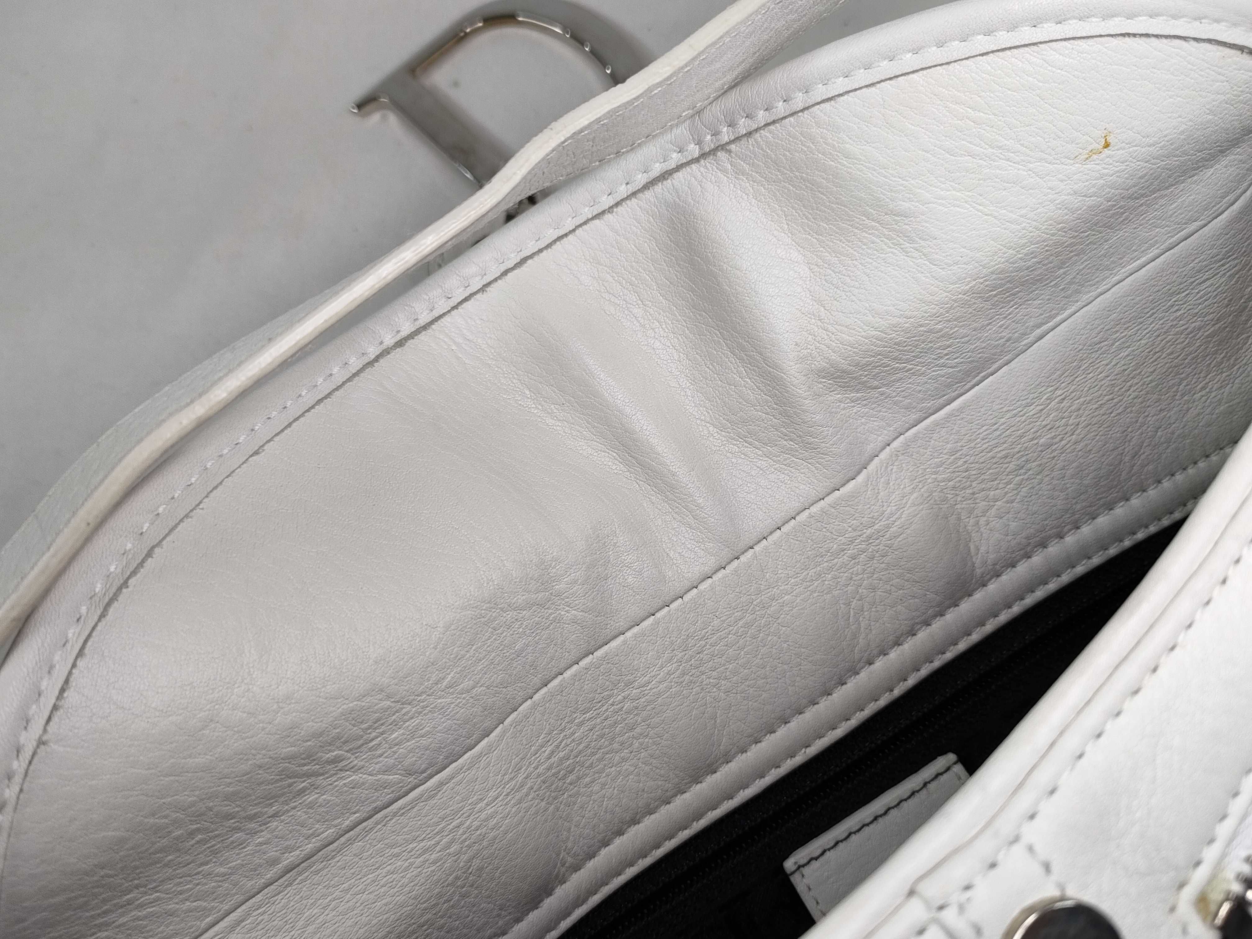 Leather Shoulder Bag White Shoulder Bag — view 9