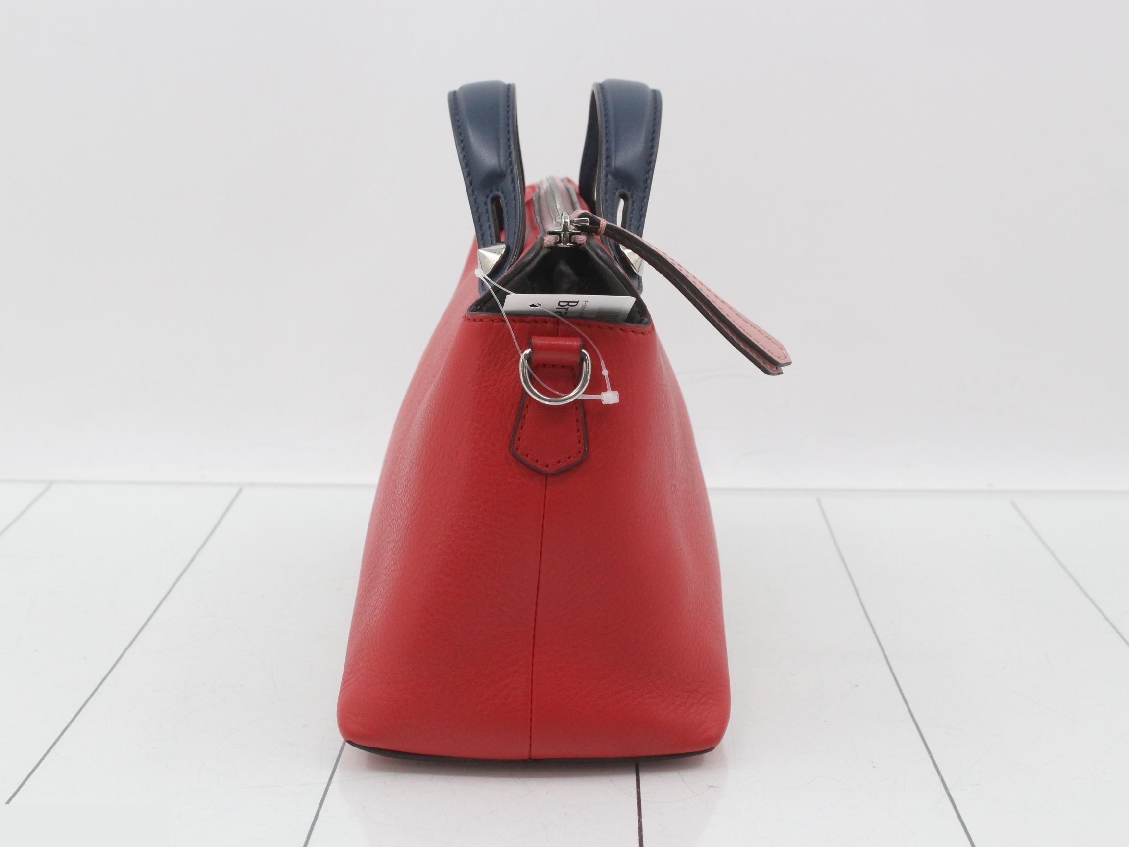 By the Way Medium Leather 2-Way Handbag — view 4