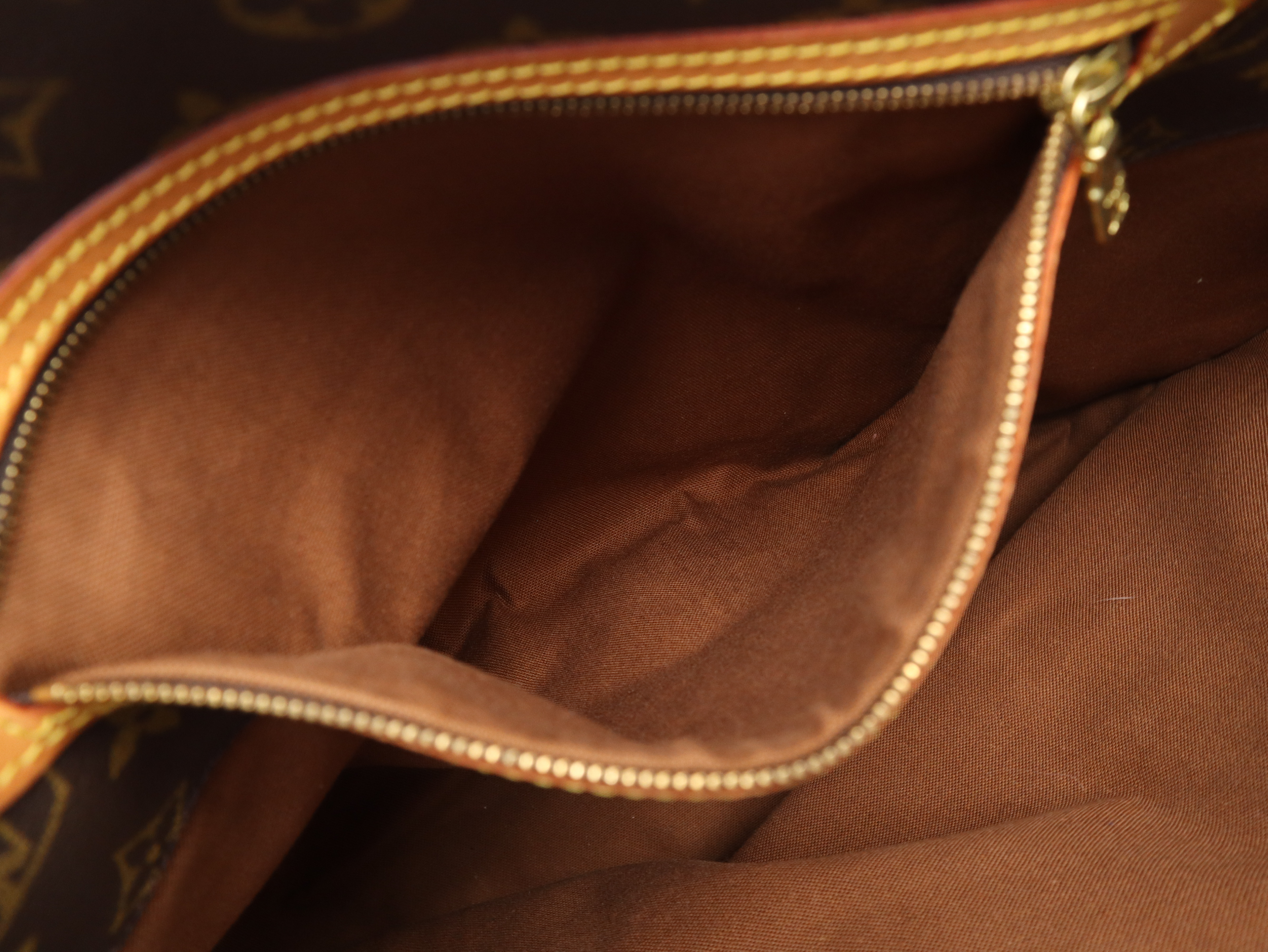 M51108 Monogram Sac Shopping Tote Bag — view 11