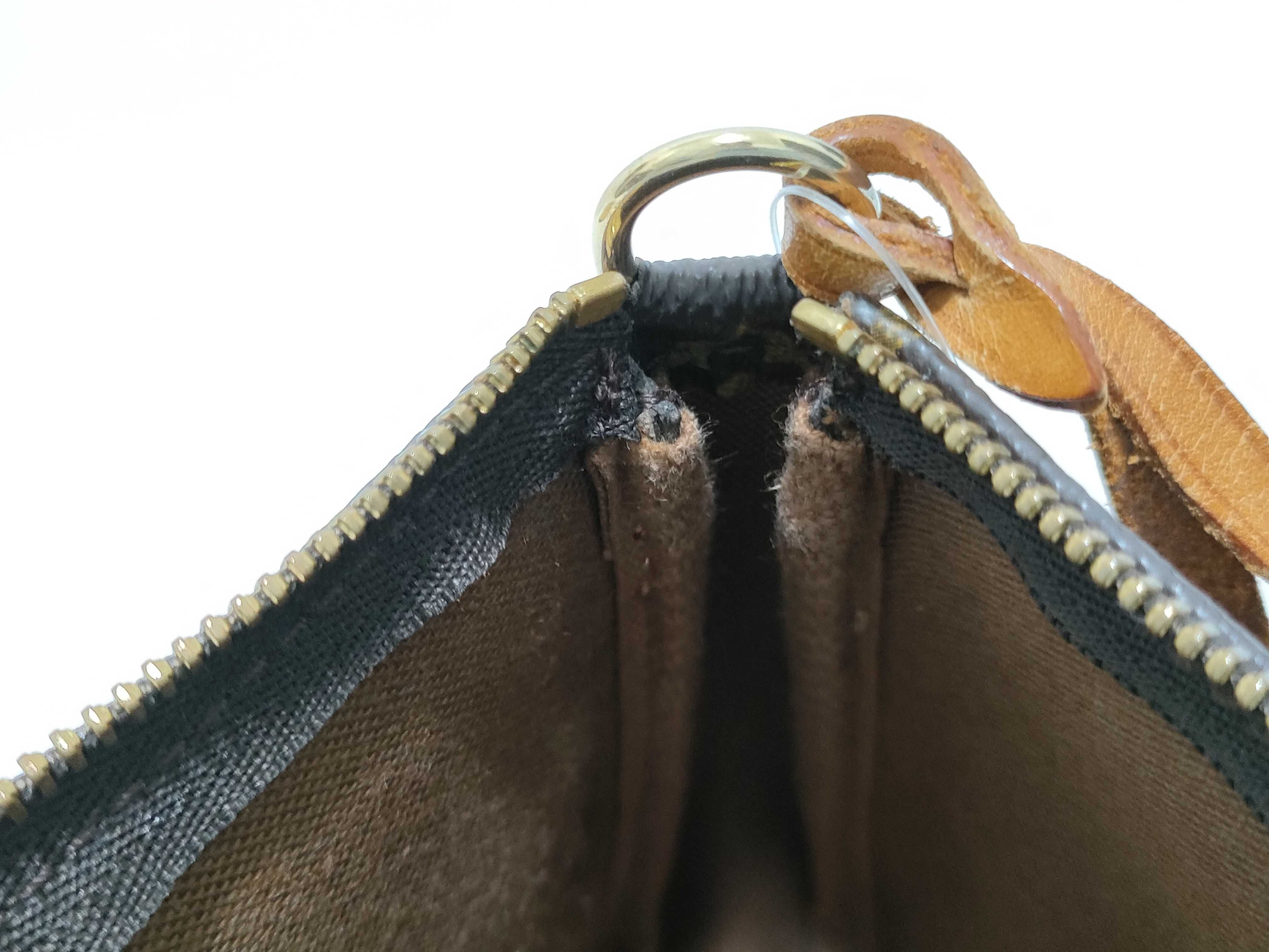 Monogram Accessoires (handle peeling) pouch — view 9