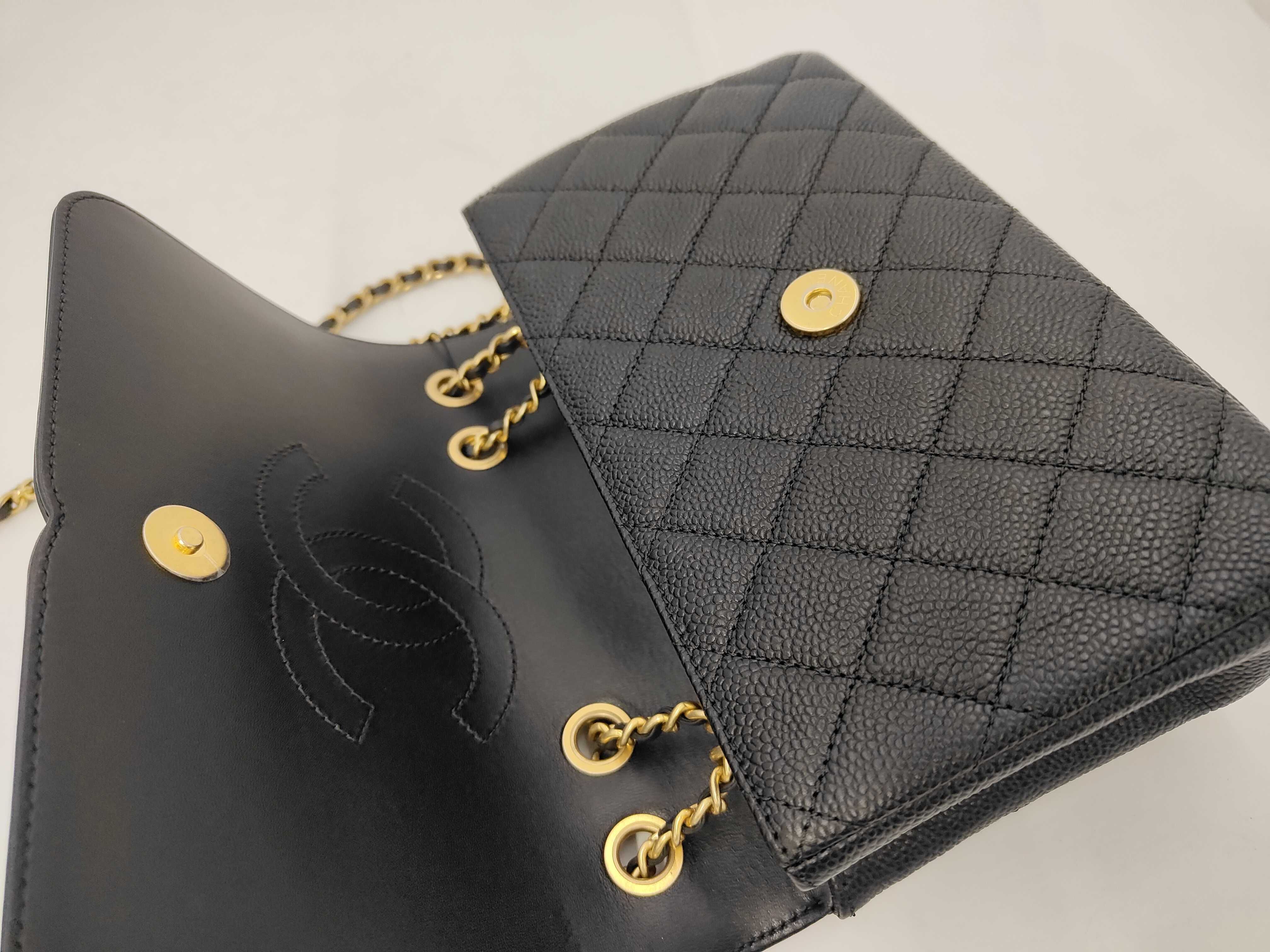Black Quilted Calfskin Medium Filigree Shoulder Bag (No. 24) with Card — view 6