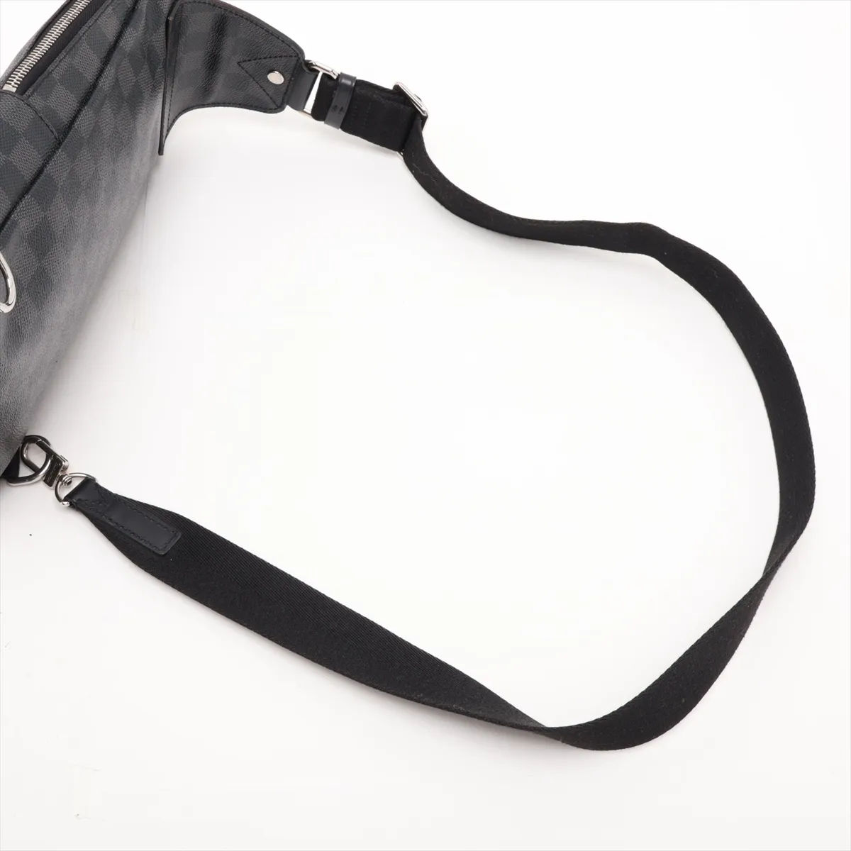 Damier Graphite Avenue Sling Bag N41719 CA1119 Black — view 6