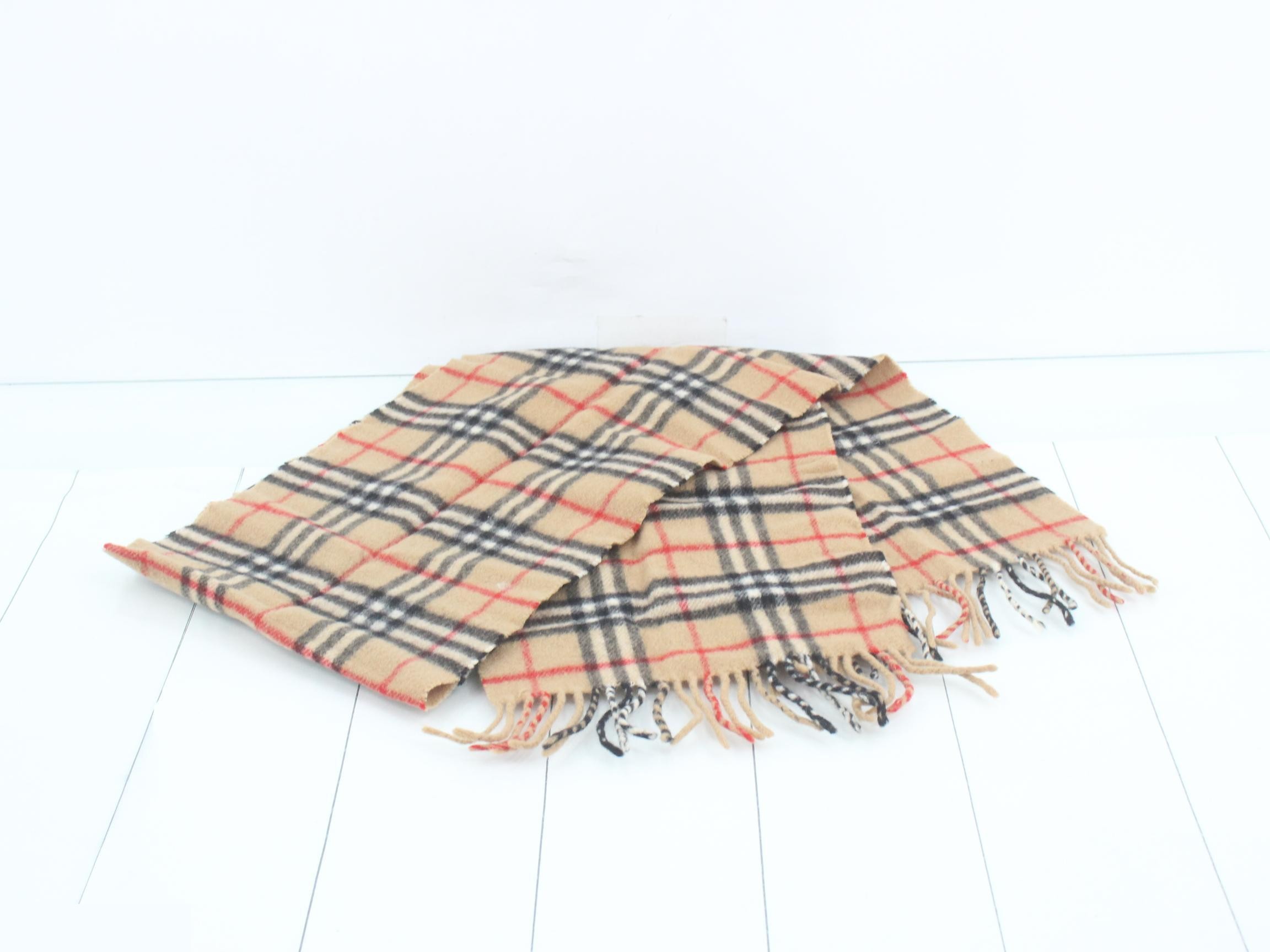Other lines: Small items, accessories, and scarves — view 3
