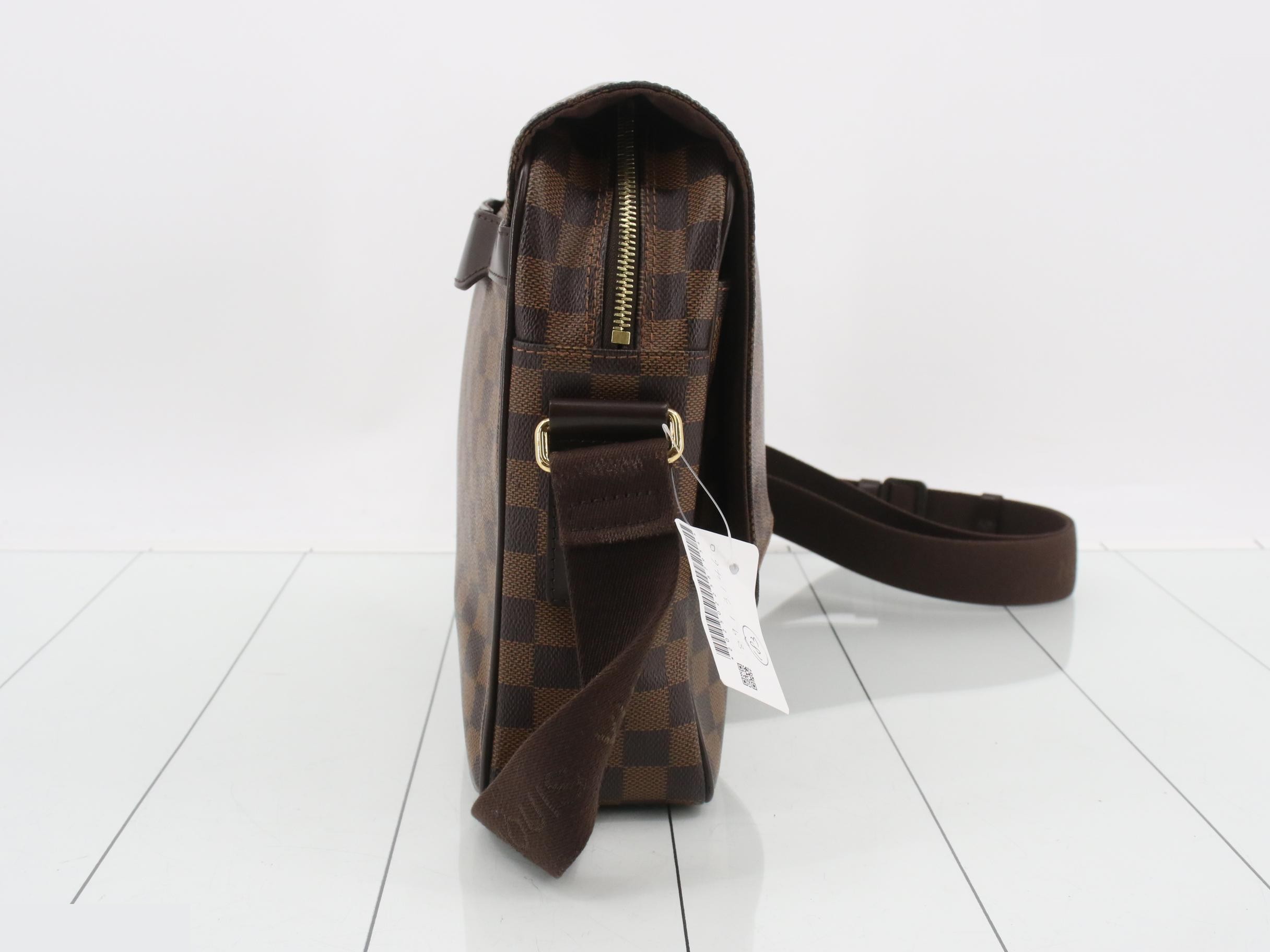 Damier Shelton MM Shoulder Bag — view 4
