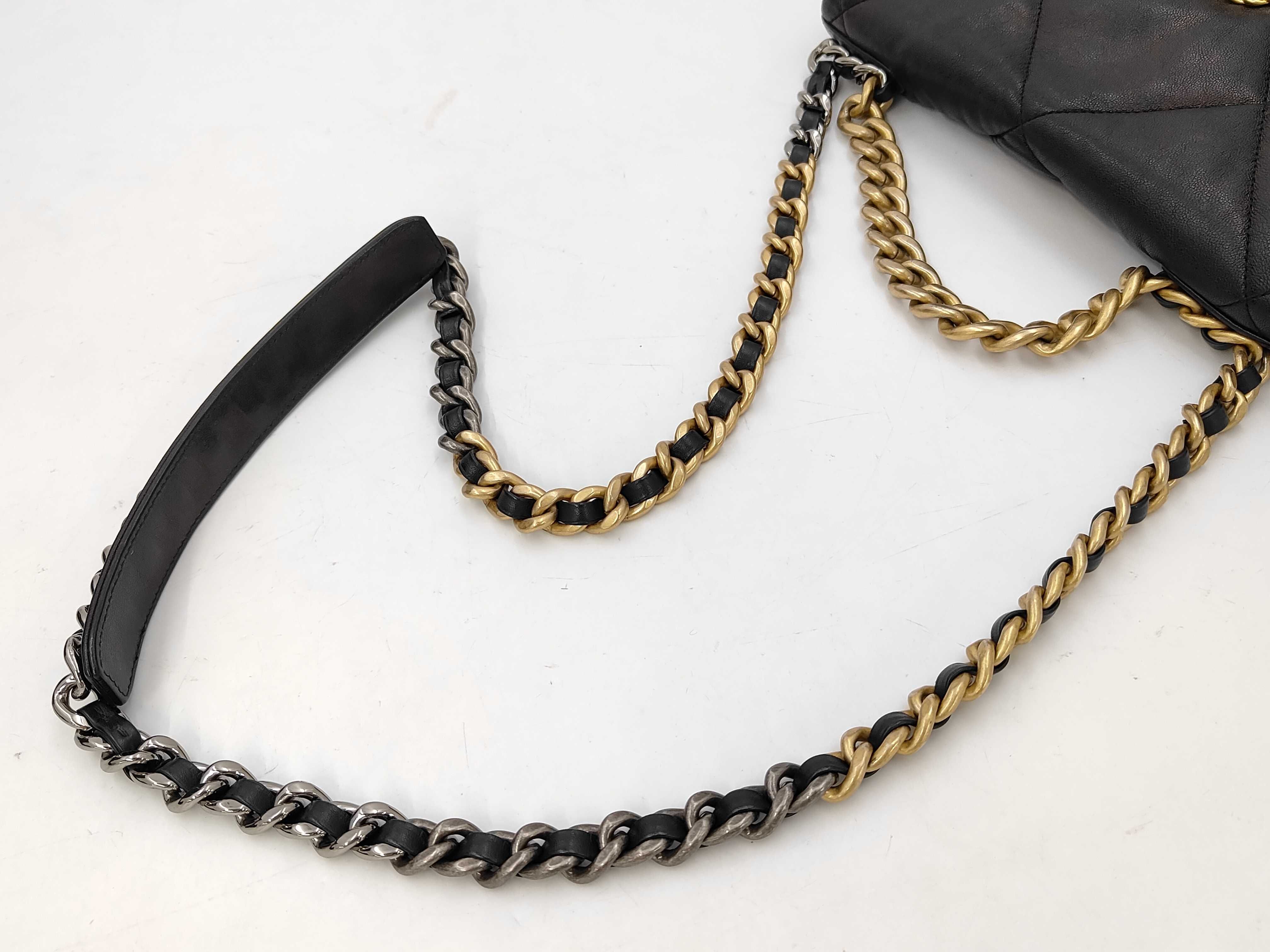 19 Lambskin Gold Hardware Chain Shoulder Bag, Card & Seal Serial Number 29, Black Shoulder Bag — view 3