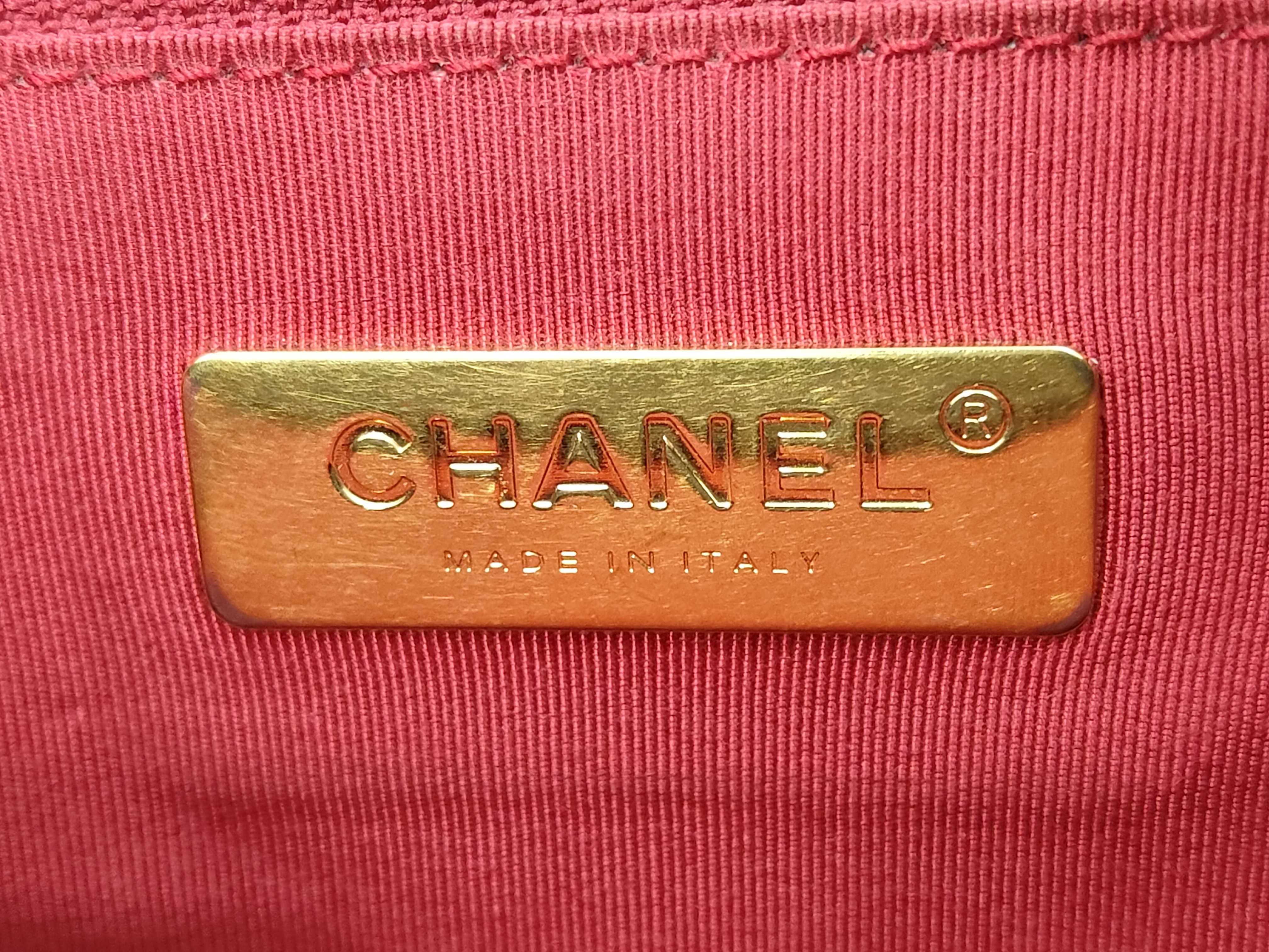 19 Lambskin Gold Hardware Chain Shoulder Bag, Card & Seal Serial Number 29, Black Shoulder Bag — view 10