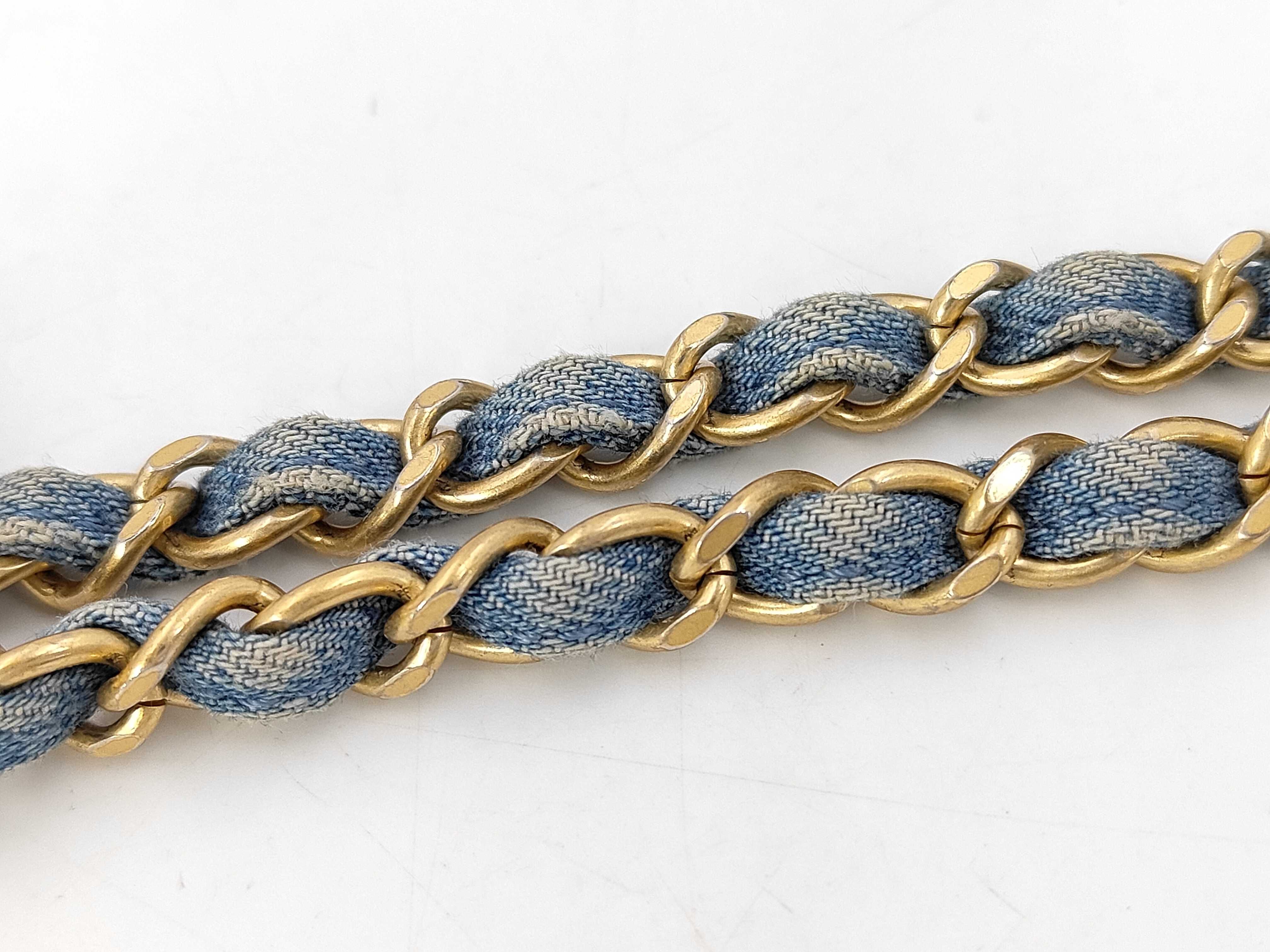 Matelassé Denim Chain Shoulder Bag with Random Plate Design — view 4