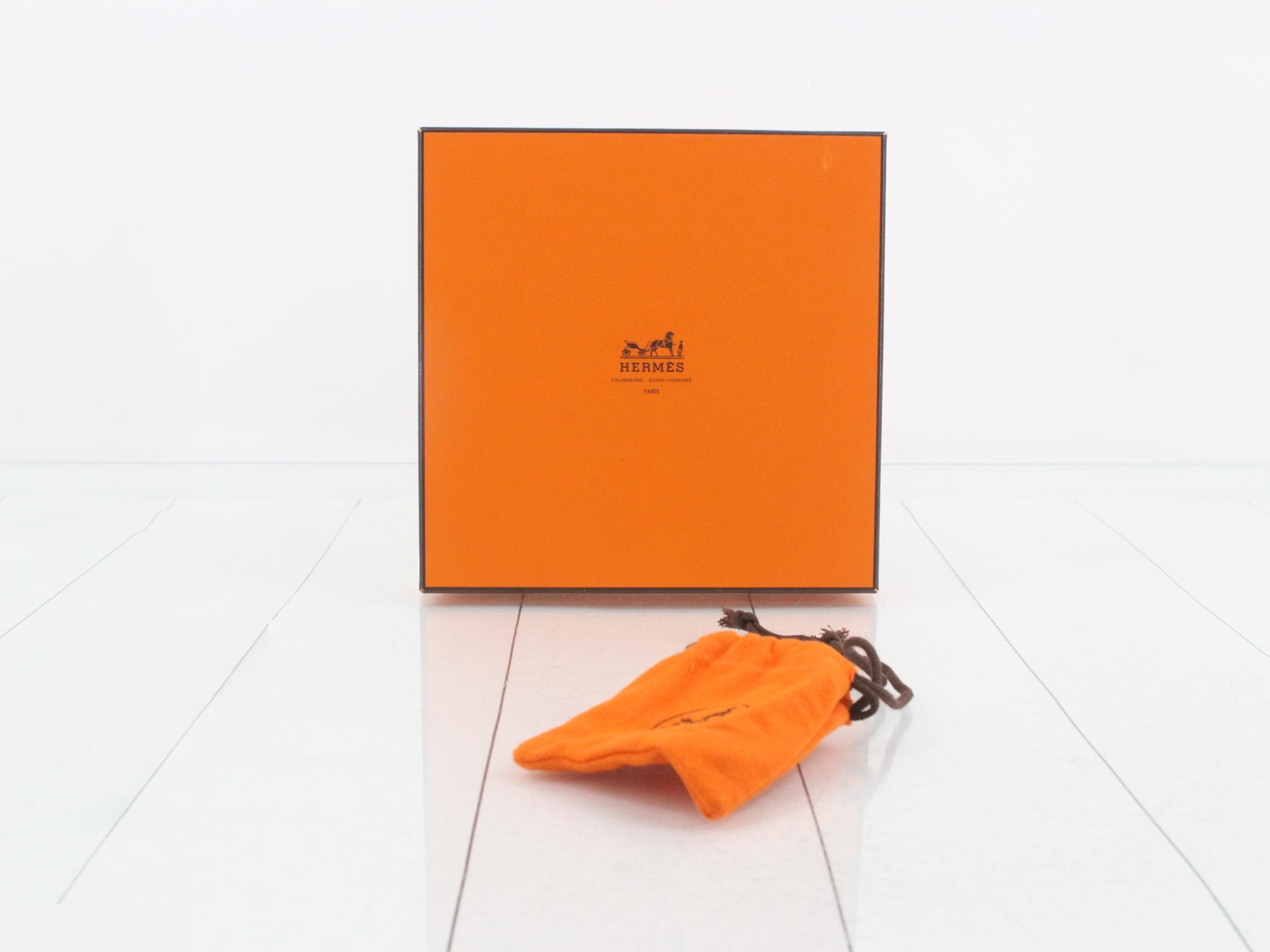 Constance belt, G stamp, with box and bag. — view 4