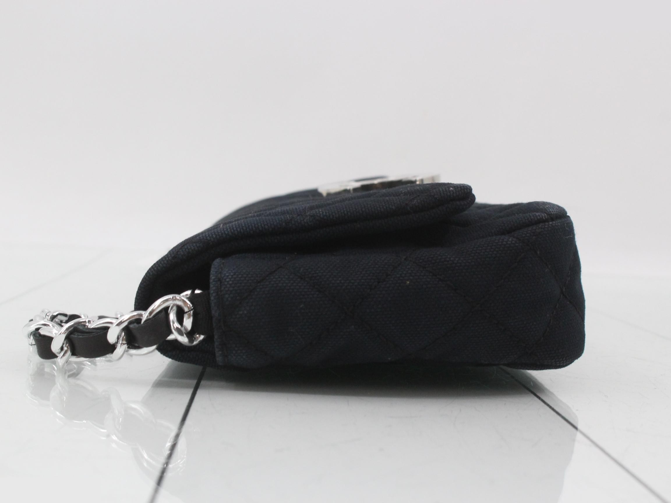 Matelassé Canvas Chain Shoulder Bag, Navy — view 4