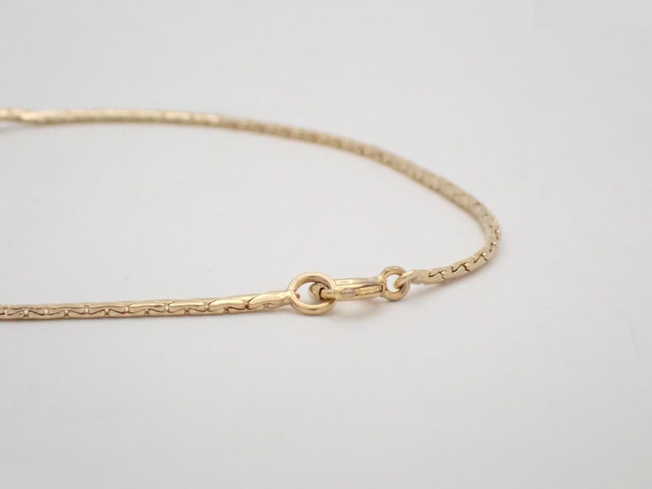 Other lines: Precious metal bracelets and bangles (metal), wrist circumference approximately 18 cm. — view 3