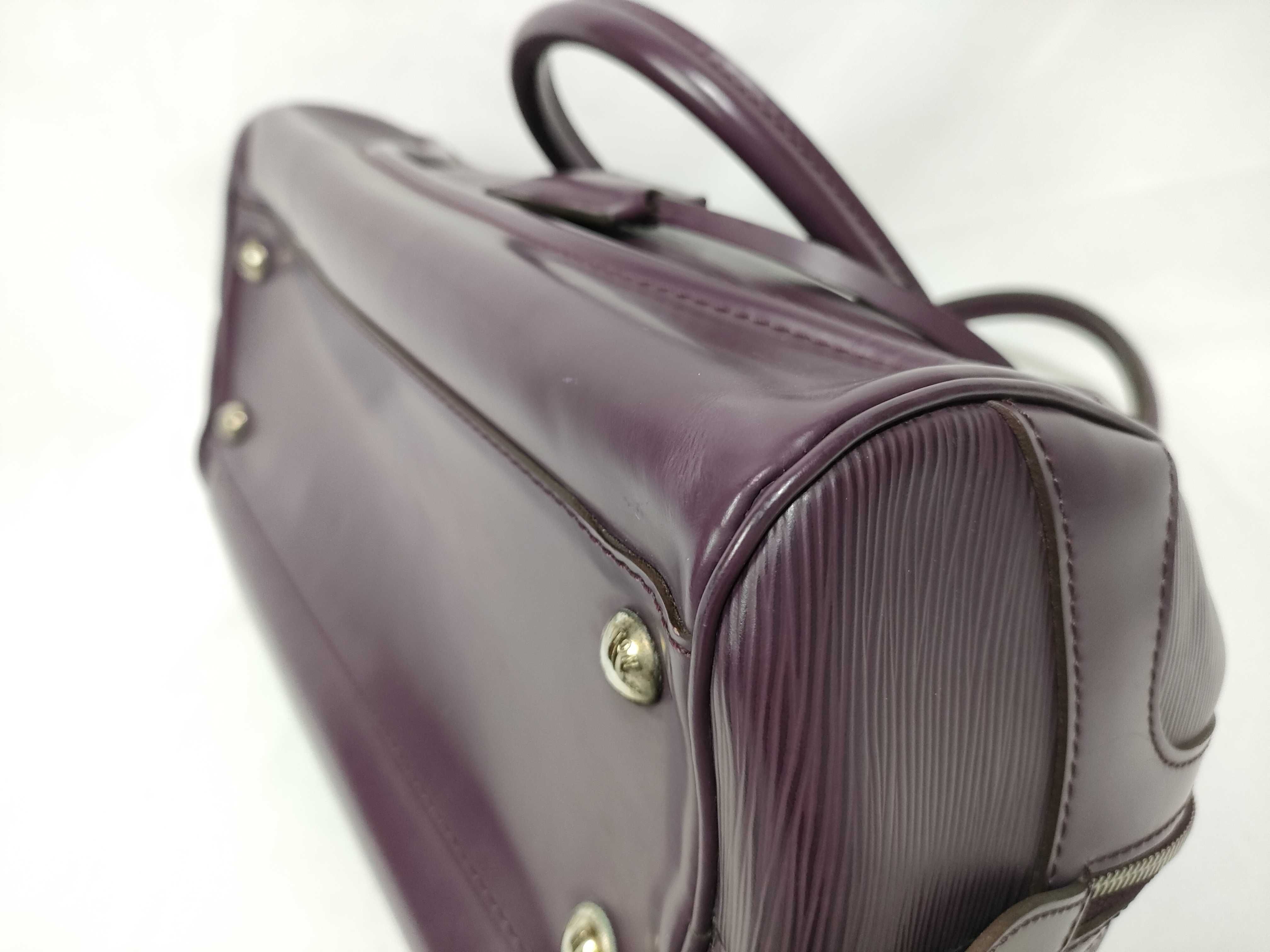 Epi Leather Montaigne PM Cassis Shoulder Bag Purple Handbag — view 5