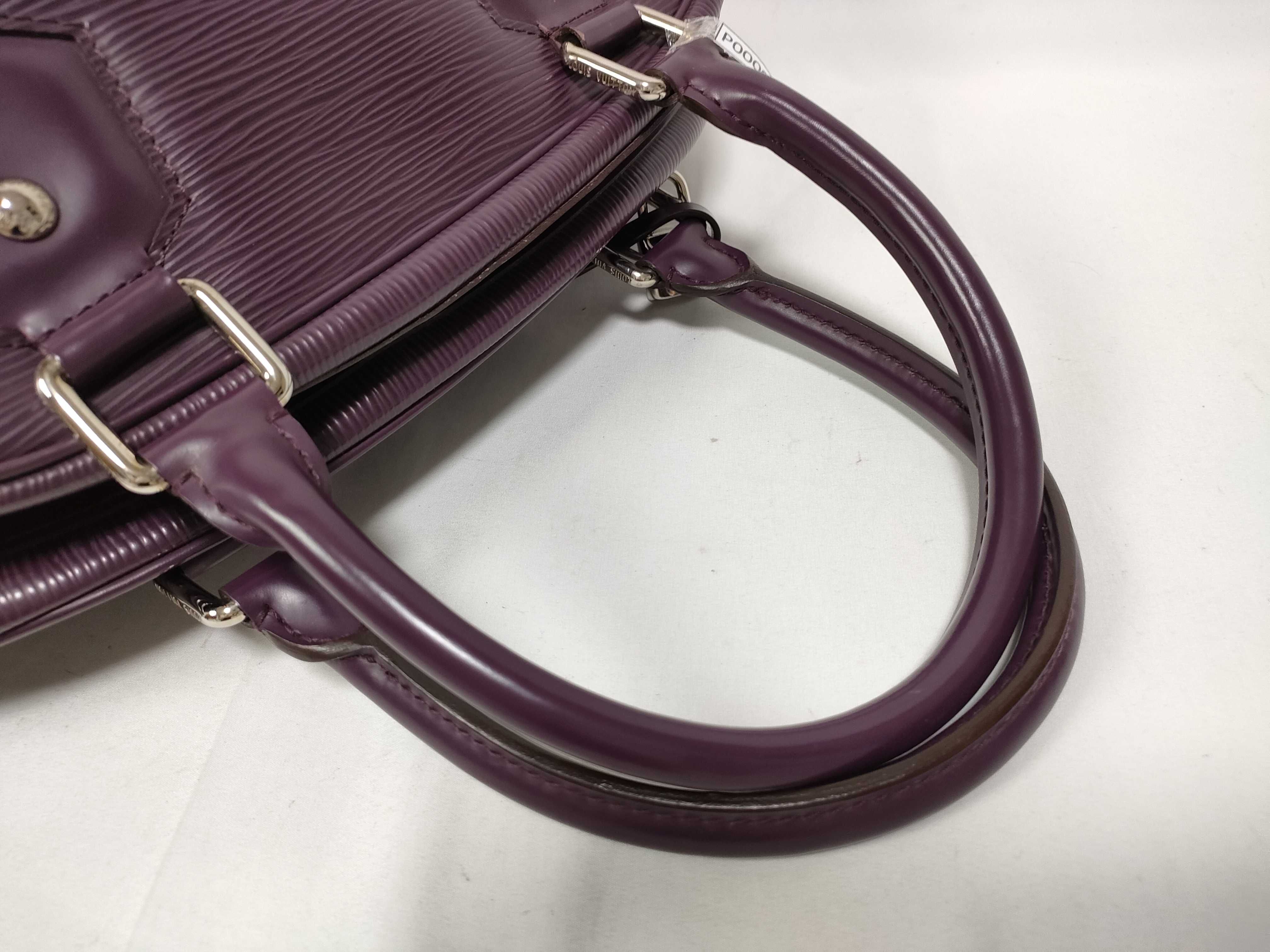 Epi Leather Montaigne PM Cassis Shoulder Bag Purple Handbag — view 8